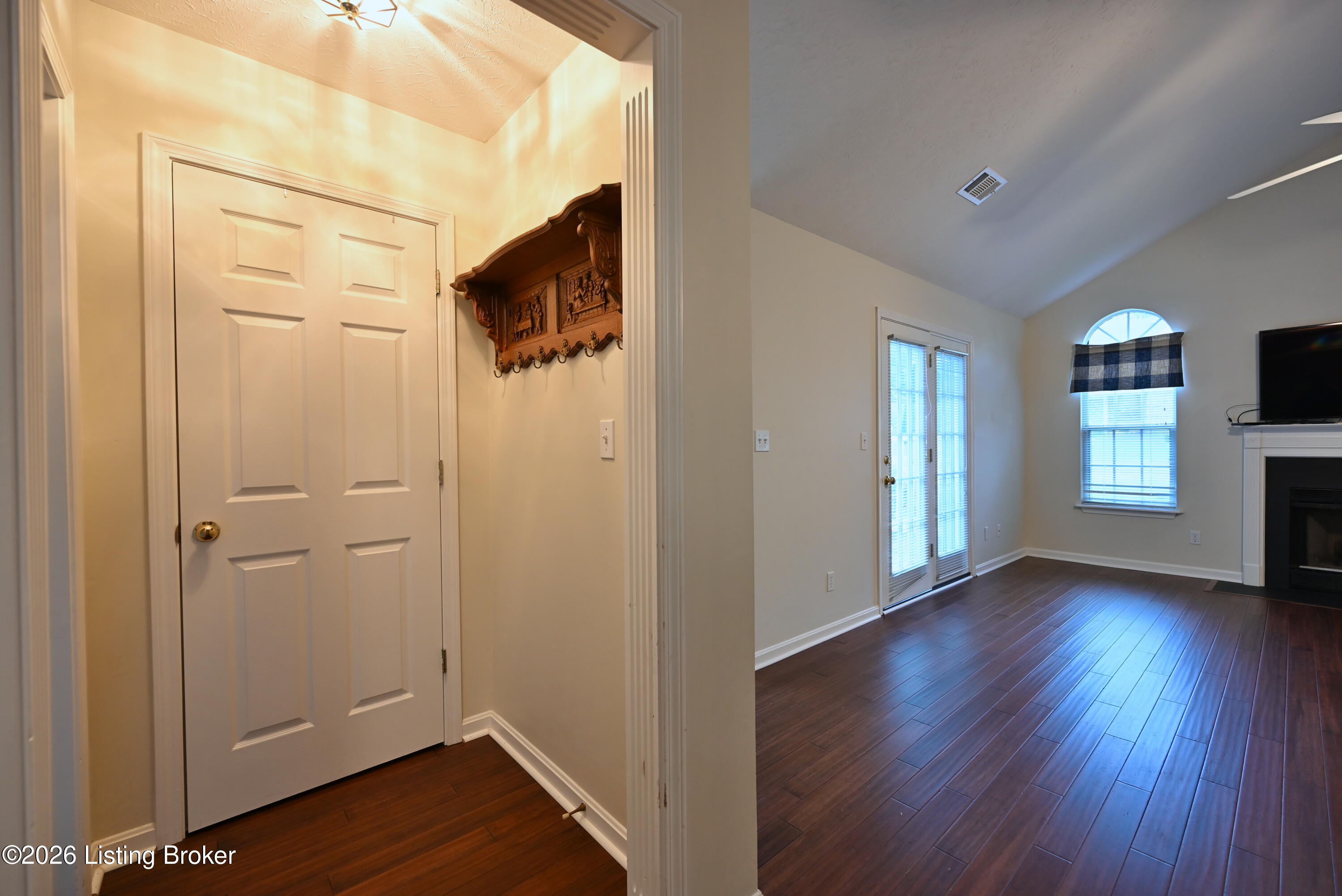 8406 Eagle Creek Dr Property Photo 20