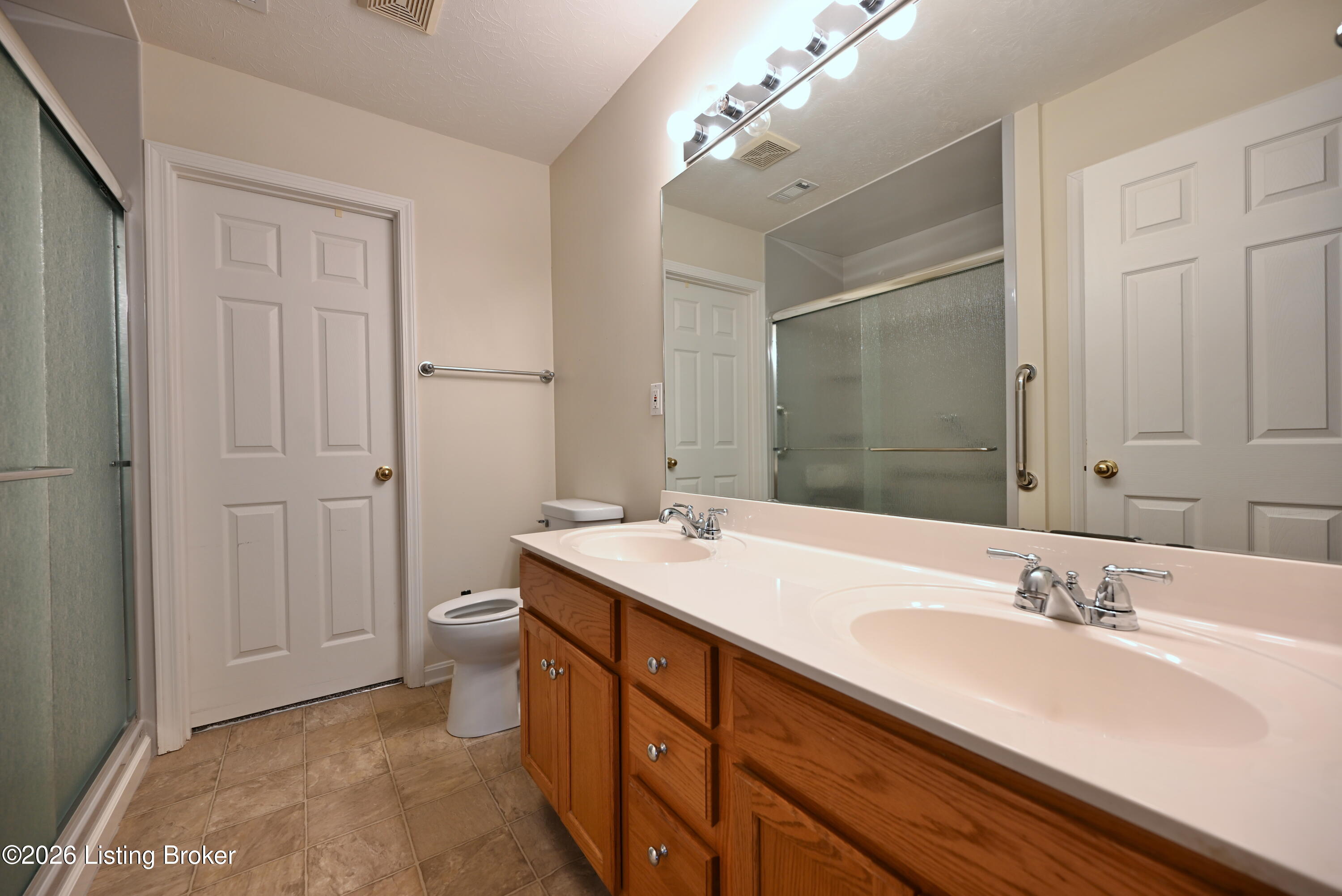 8406 Eagle Creek Dr Property Photo 23