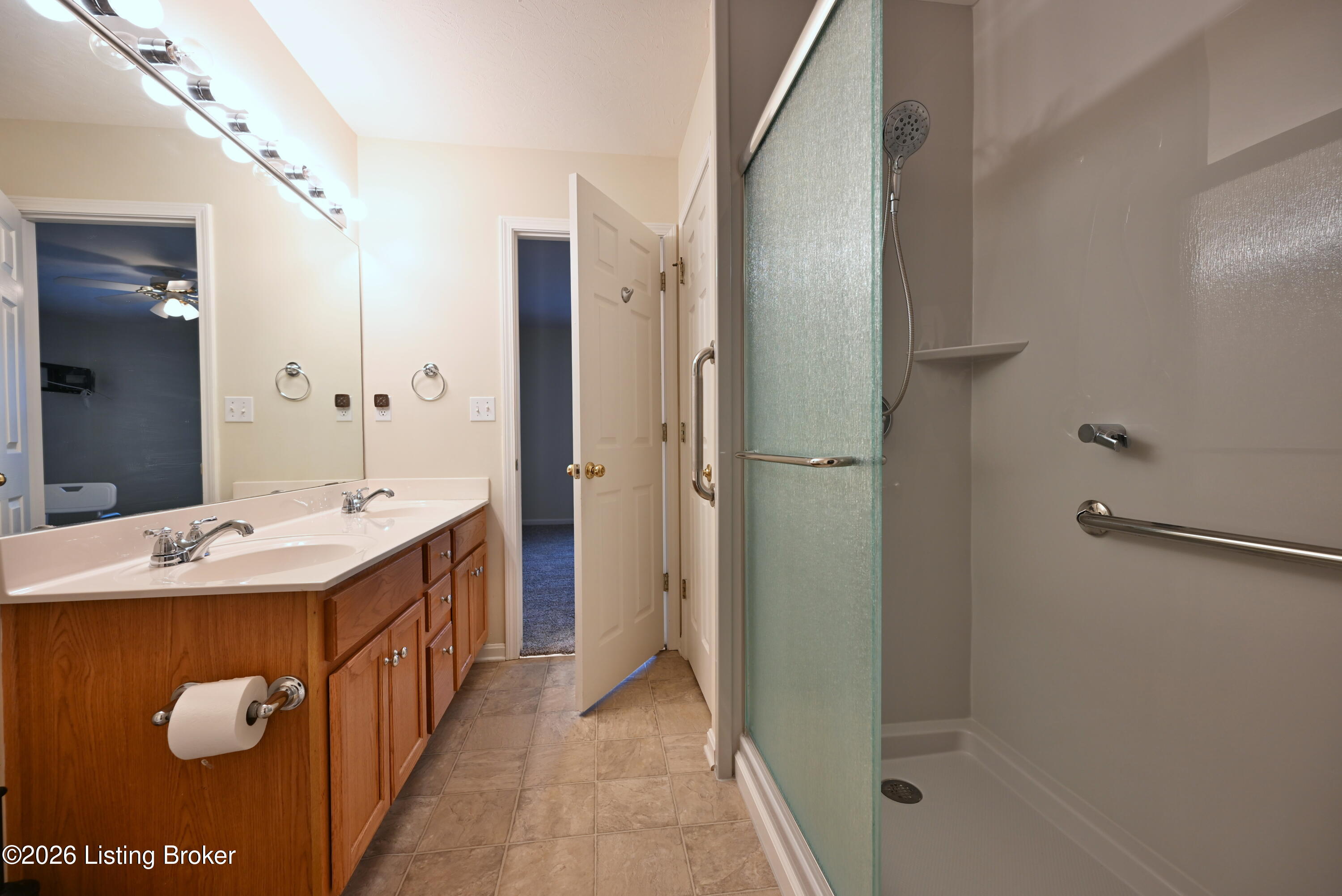 8406 Eagle Creek Dr Property Photo 24