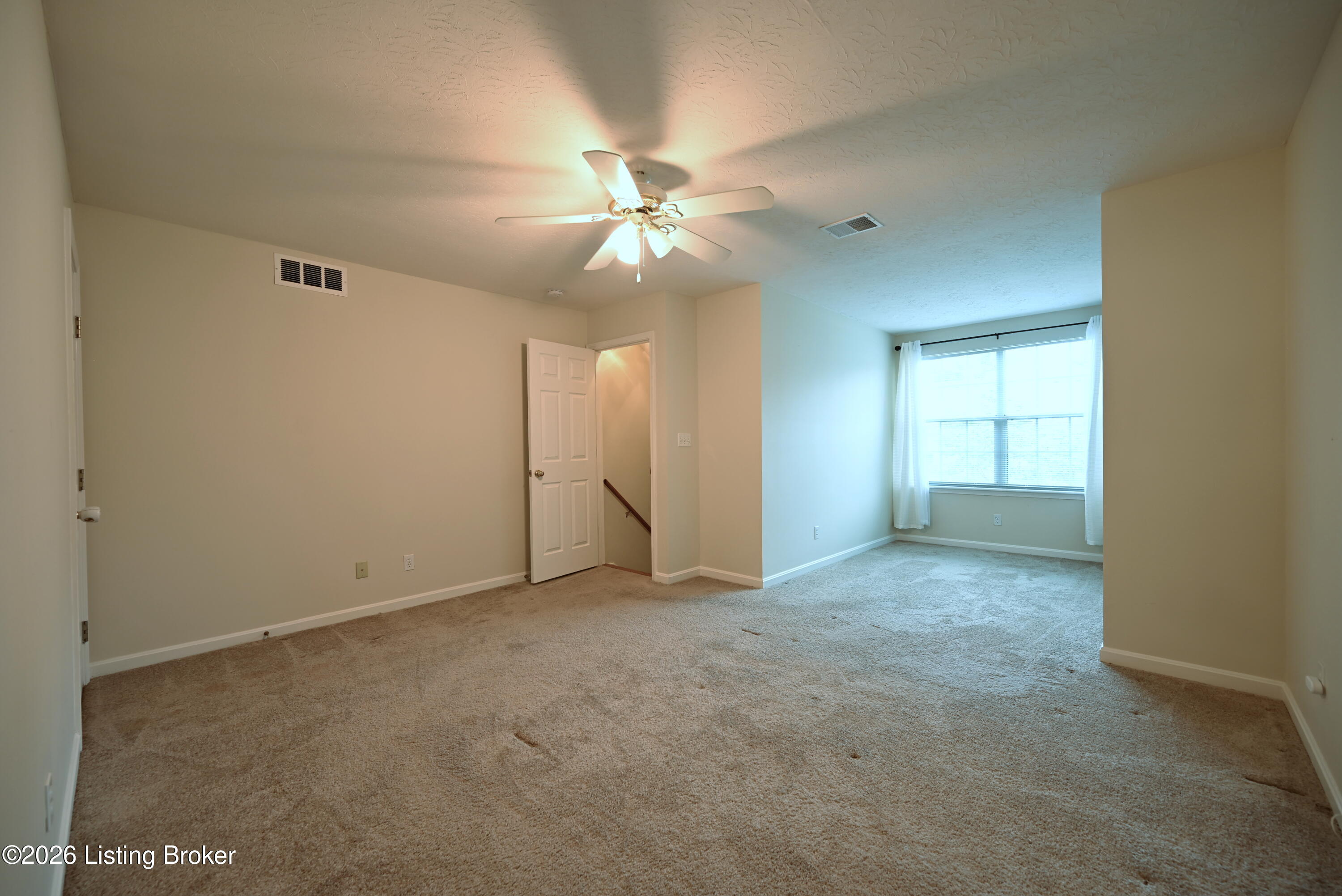 8406 Eagle Creek Dr Property Photo 28
