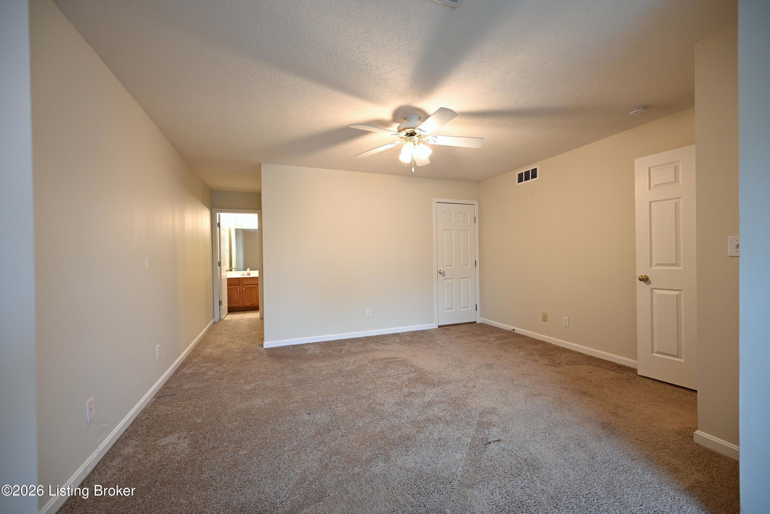 8406 Eagle Creek Dr Property Photo 30