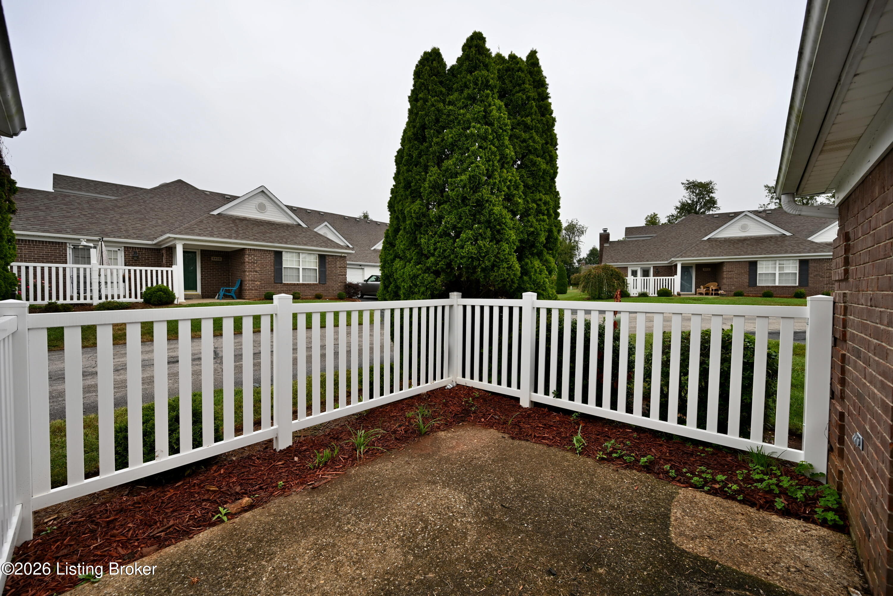 8406 Eagle Creek Dr Property Photo 35