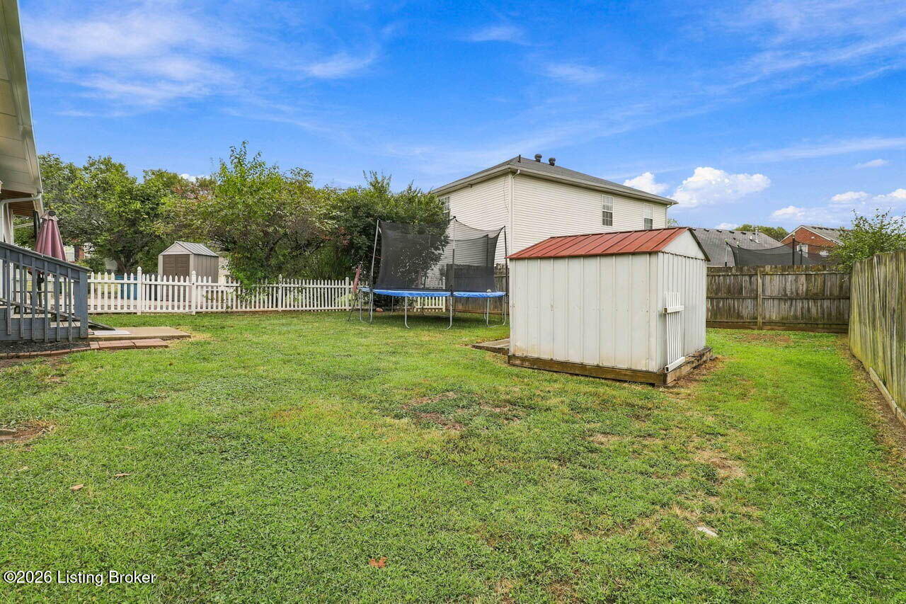 453 Erie Ct Property Photo 45