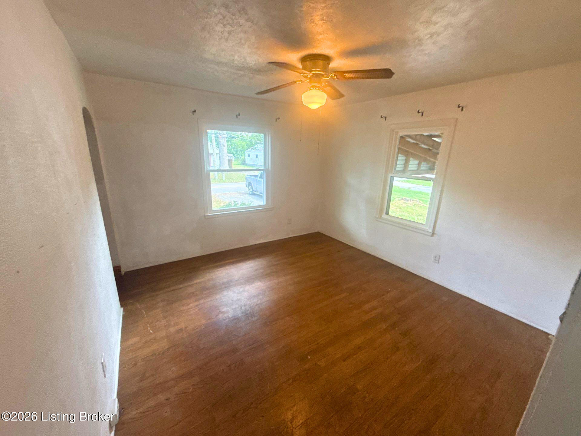 3024 Hartlage Ct Property Photo 4