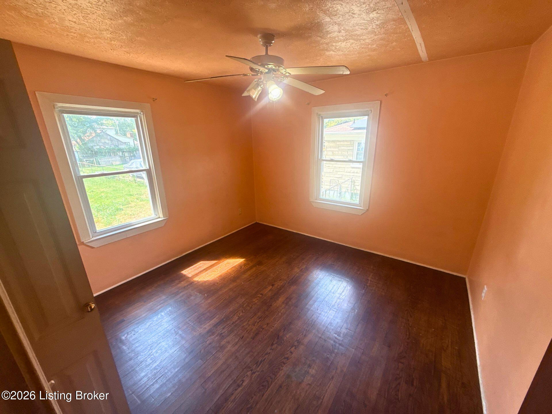 3024 Hartlage Ct Property Photo 6