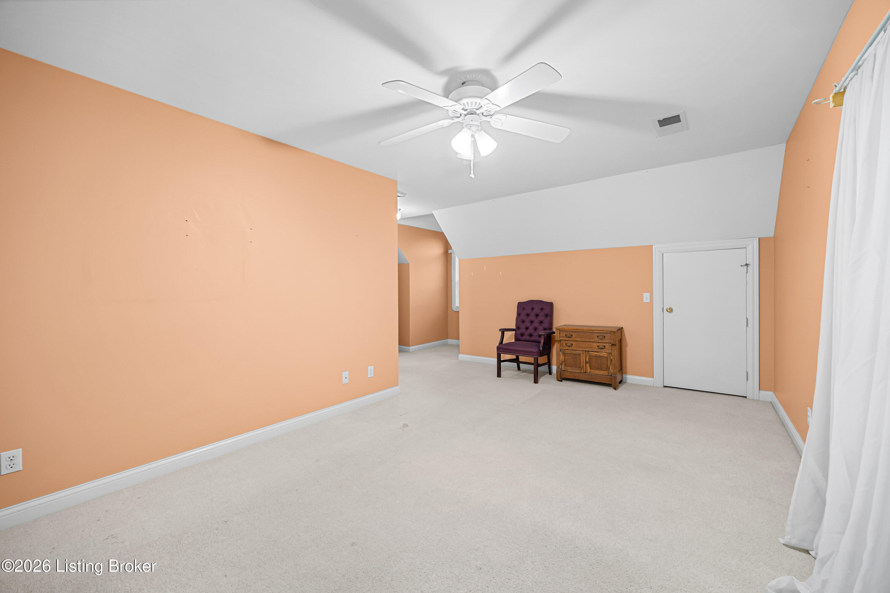 110 Ashton Ct Property Photo 26