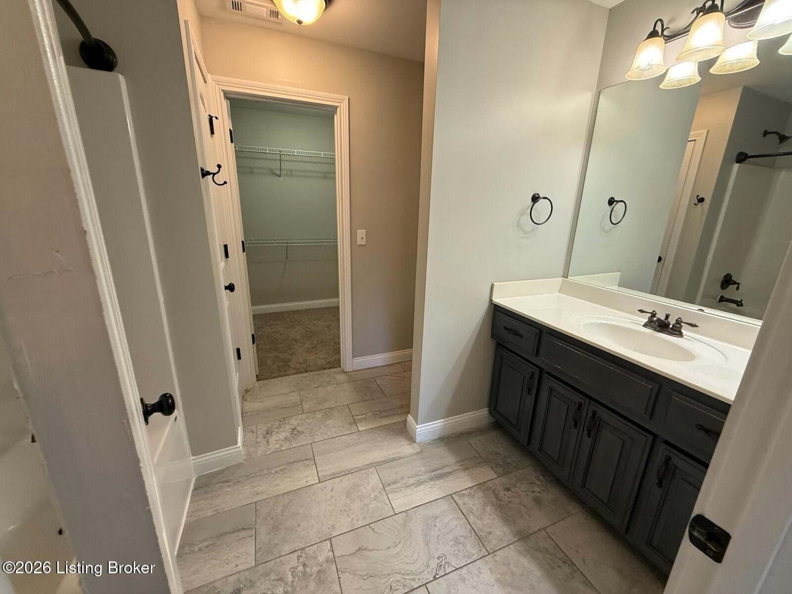 503 Meadowcrest Dr Property Photo 13
