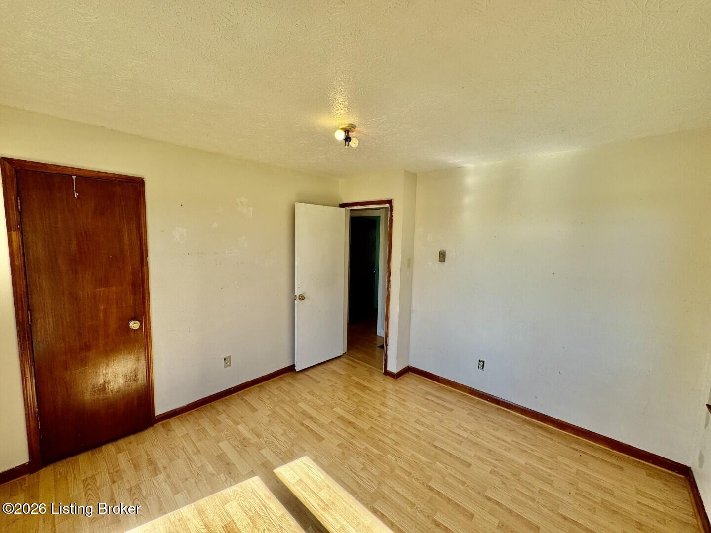 3390 Polin Rd Property Photo 12