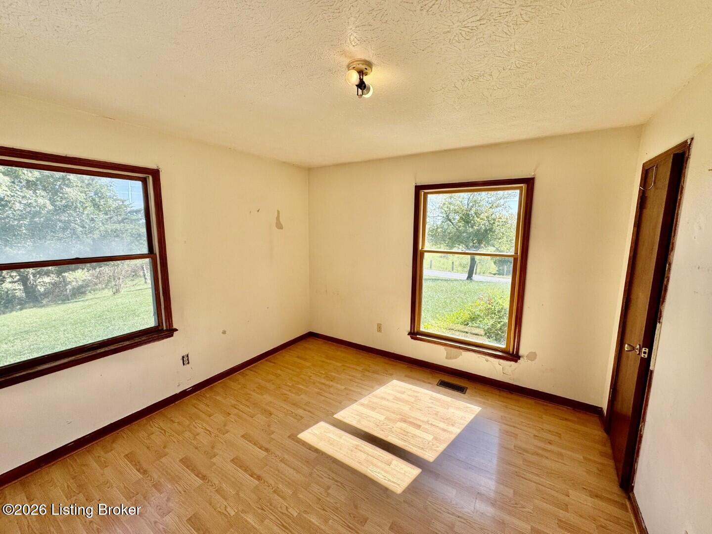 3390 Polin Rd Property Photo 13