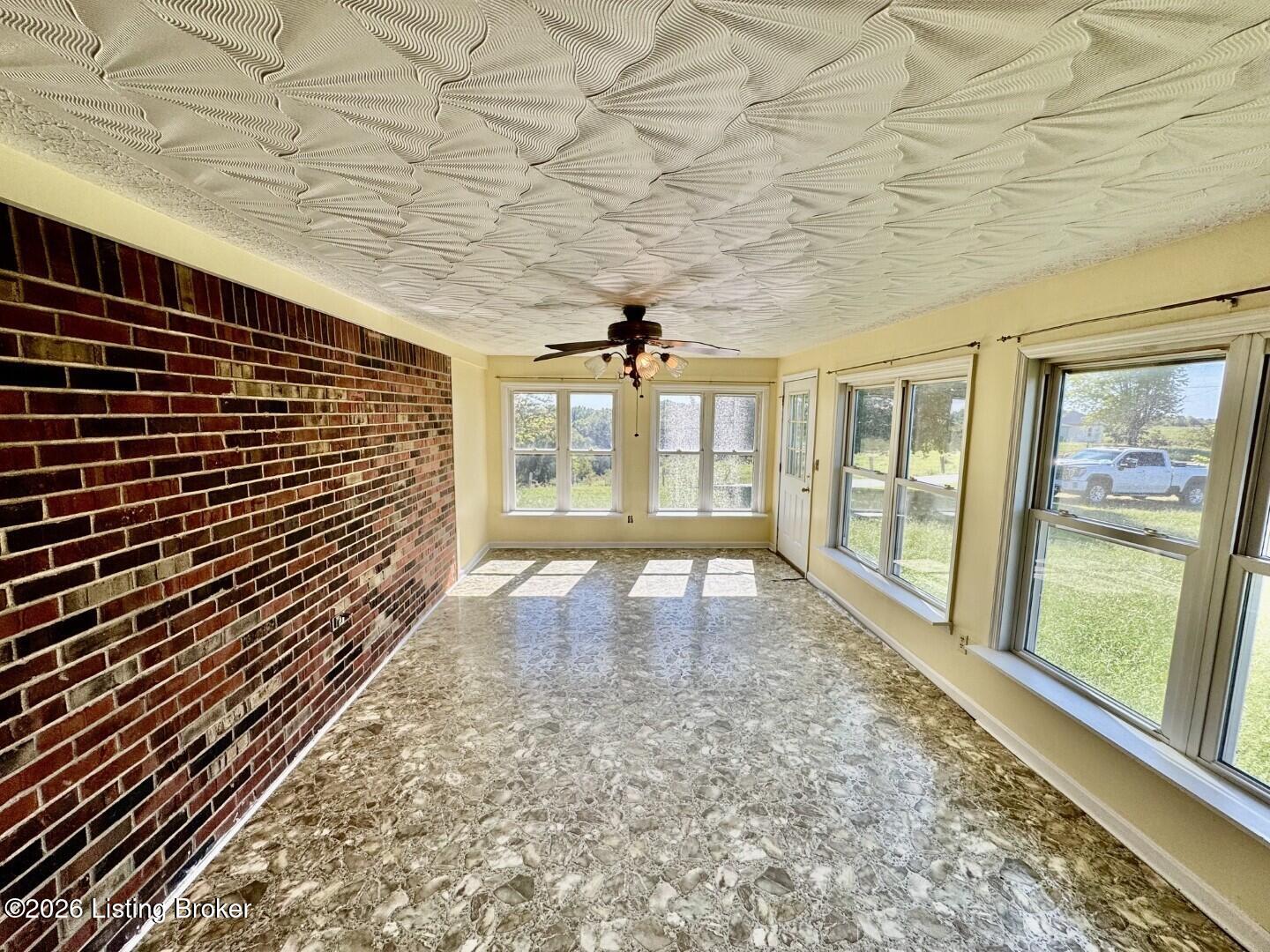 3390 Polin Rd Property Photo 16