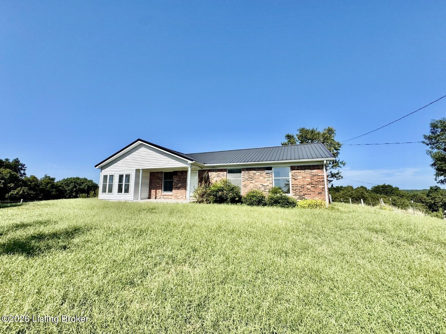 3390 Polin Rd Property Photo 17