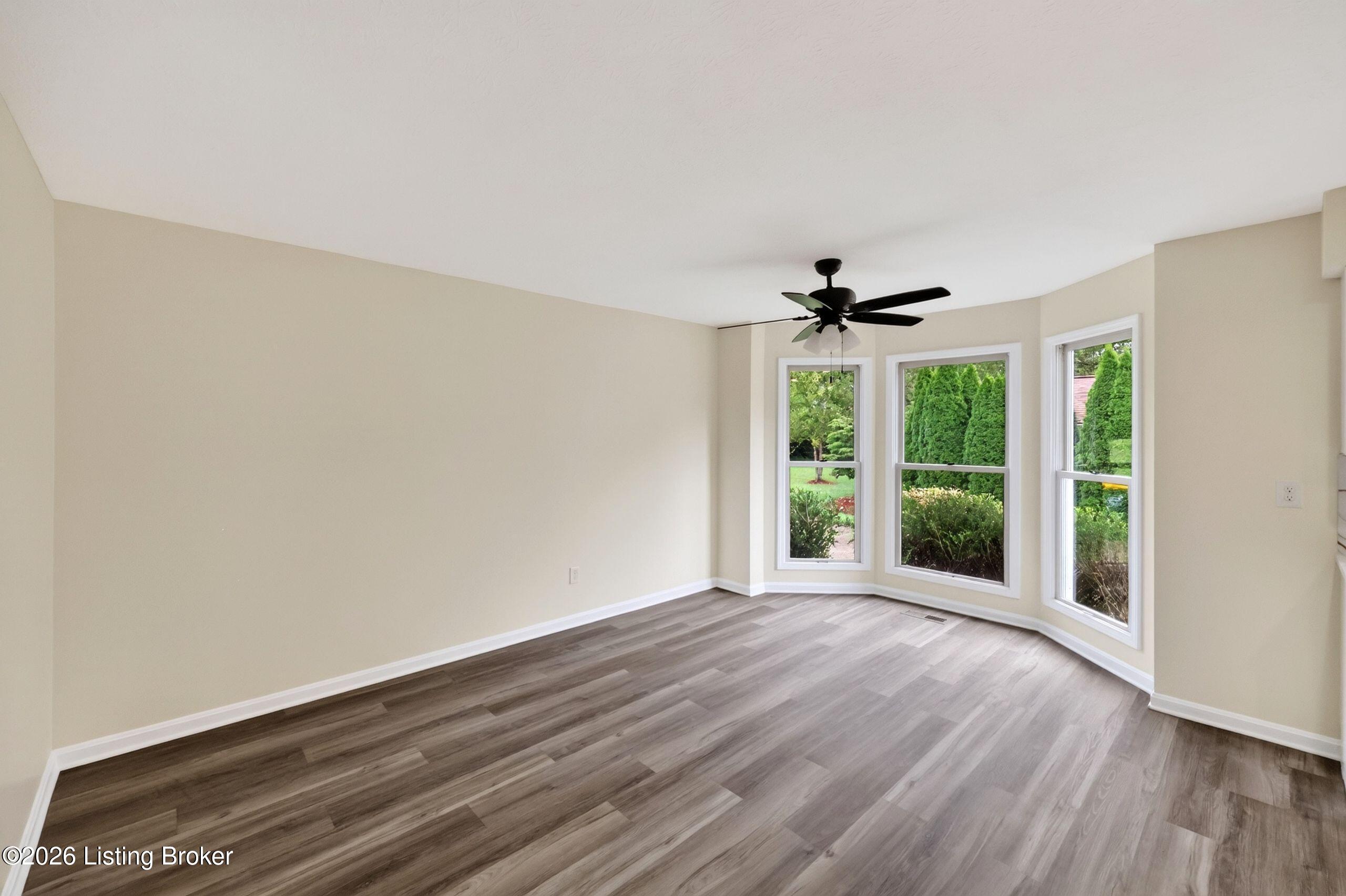 913 Brierly Hill Ct Property Photo 19