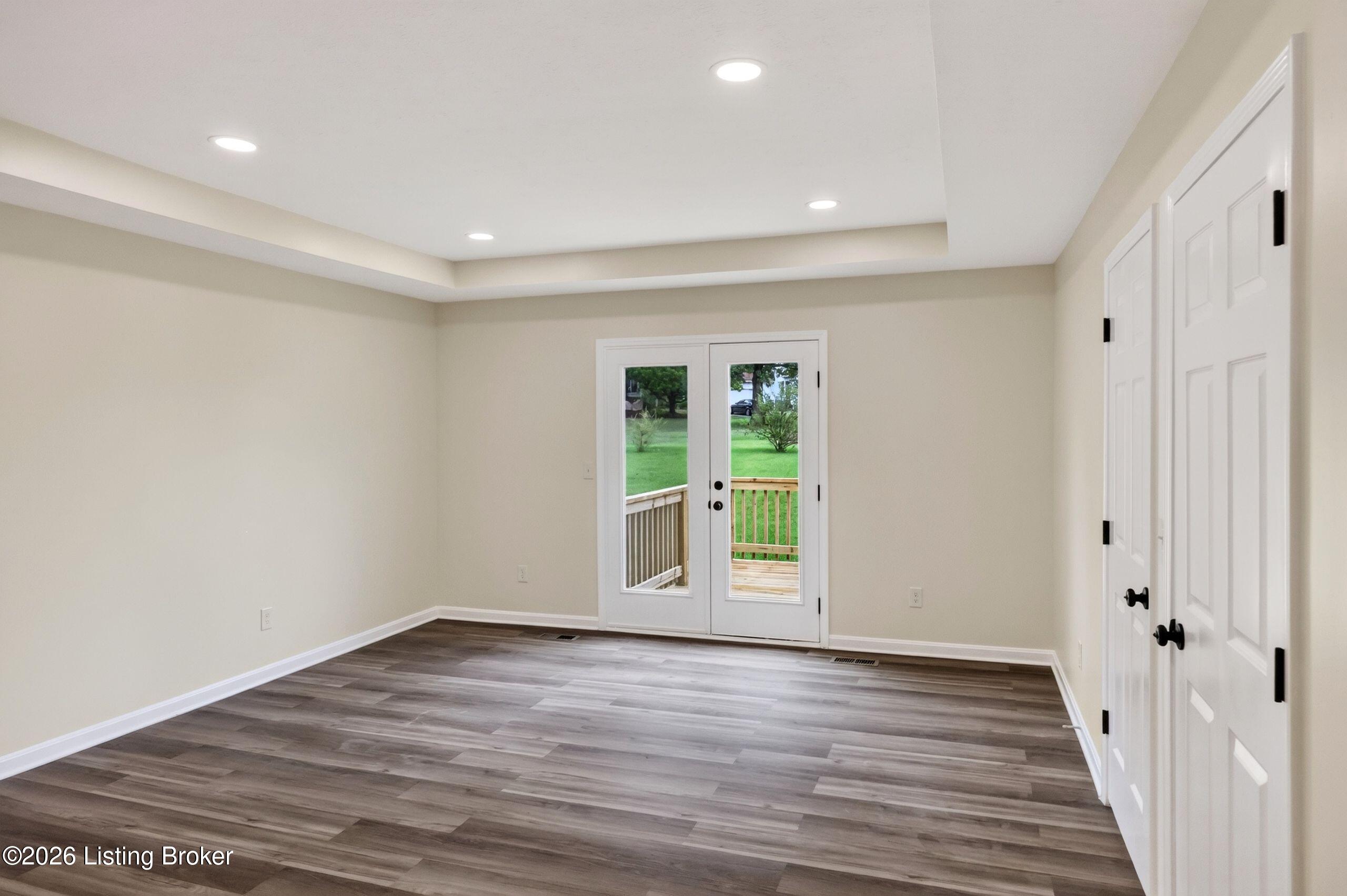 913 Brierly Hill Ct Property Photo 29