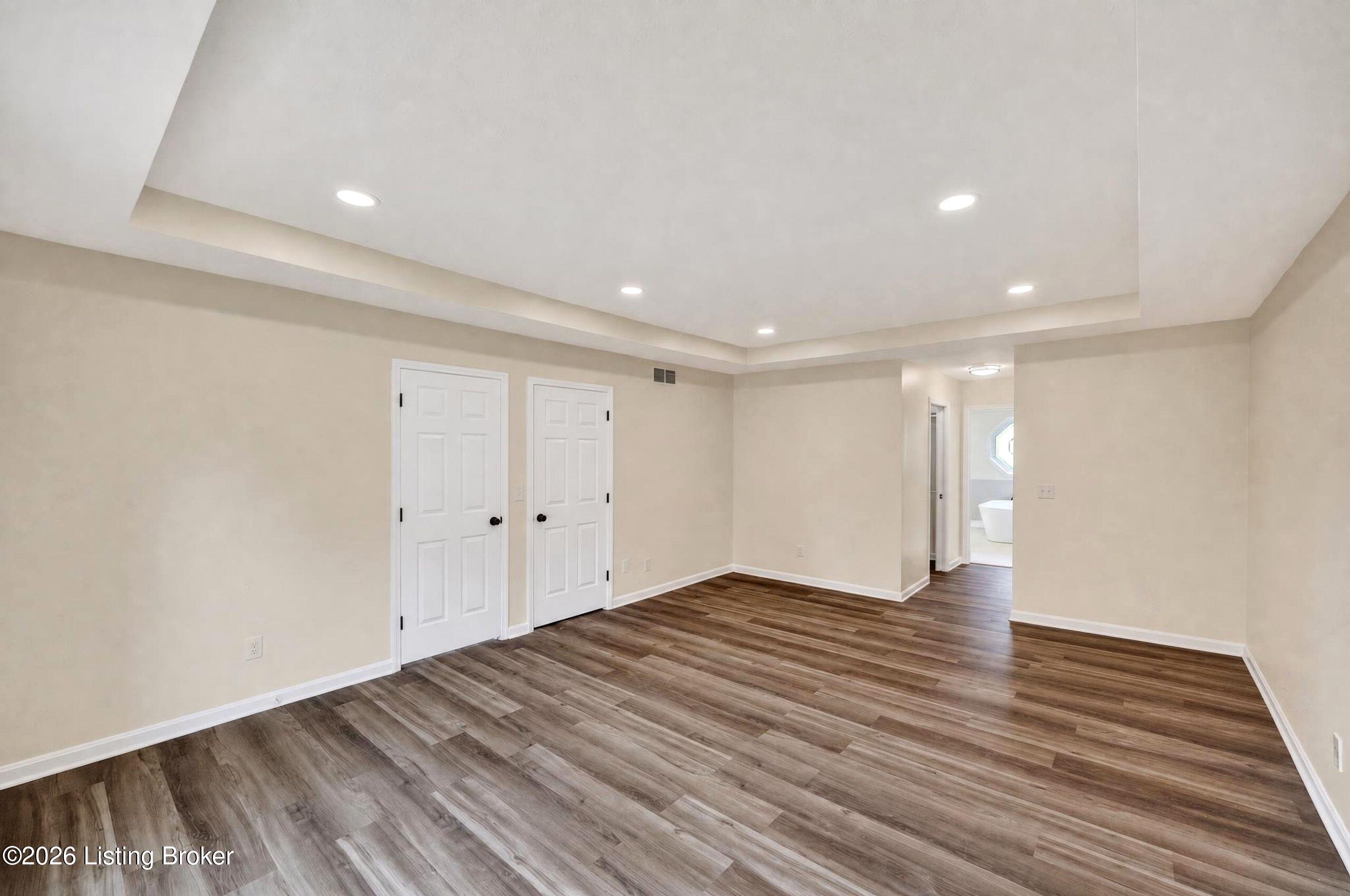 913 Brierly Hill Ct Property Photo 31