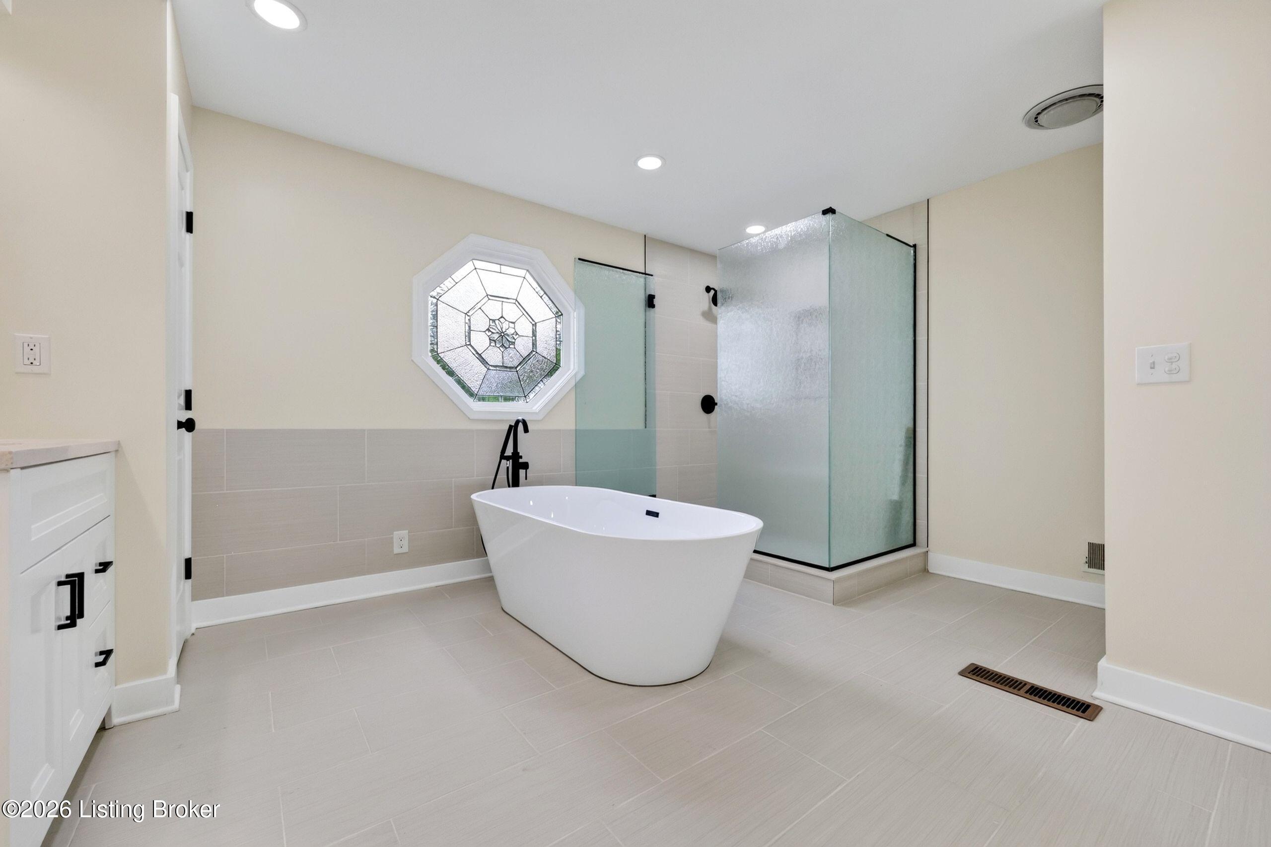 913 Brierly Hill Ct Property Photo 35