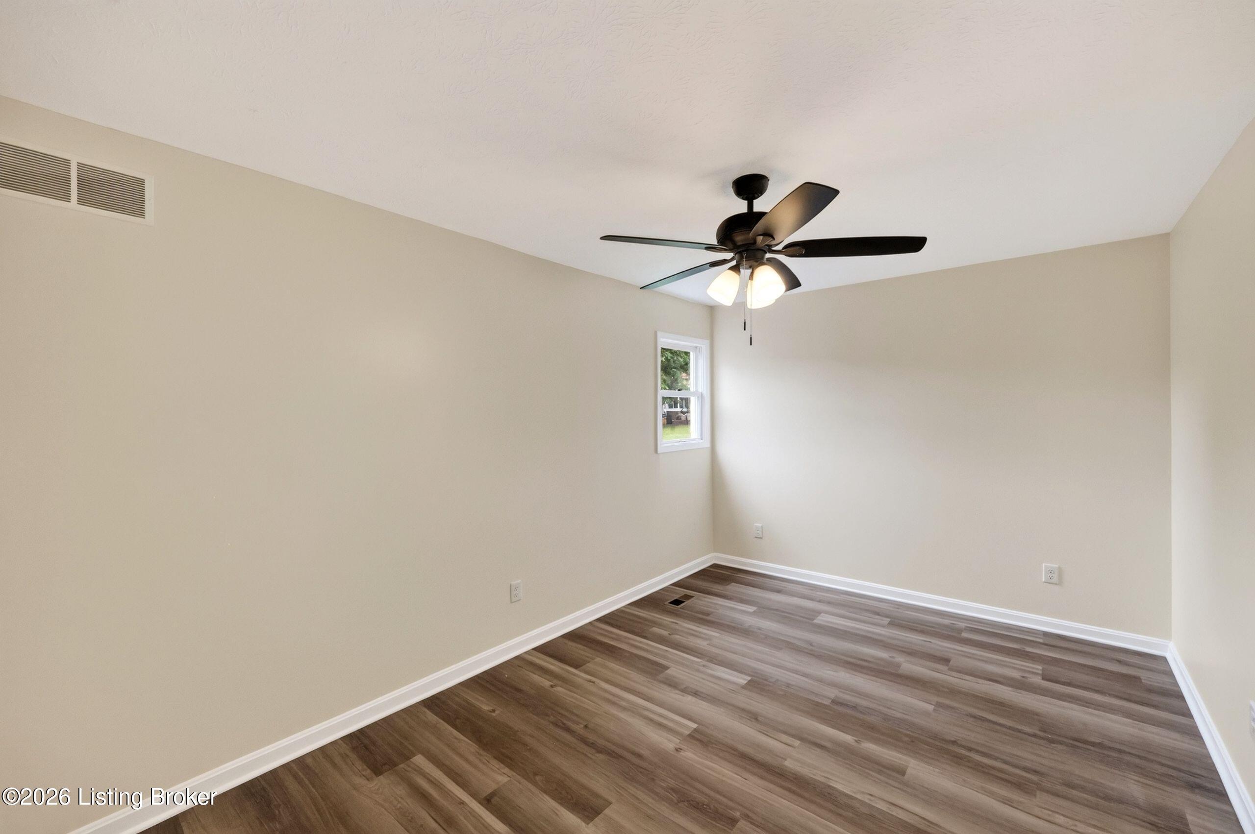 913 Brierly Hill Ct Property Photo 48
