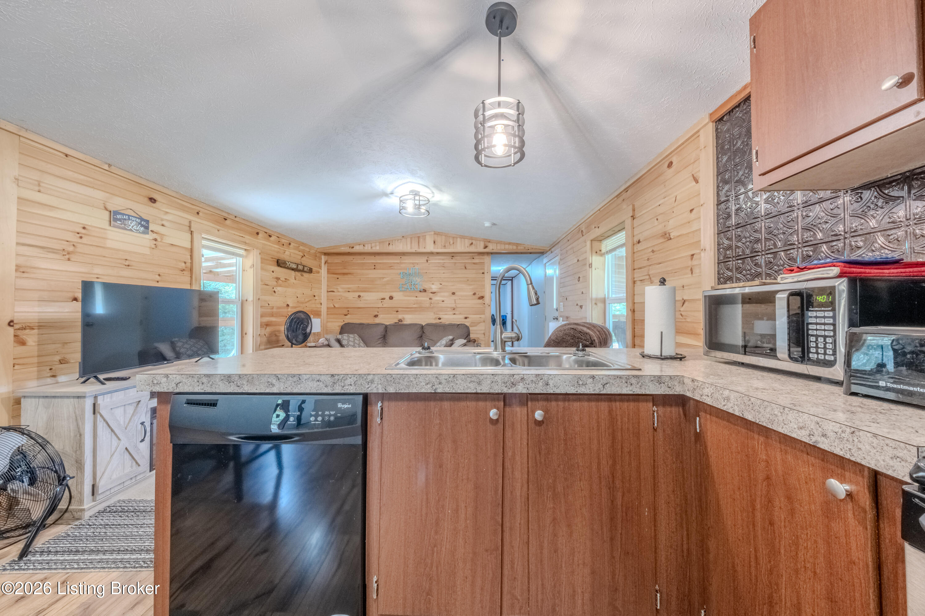 1287 Mercer Bend Rd Property Photo 12
