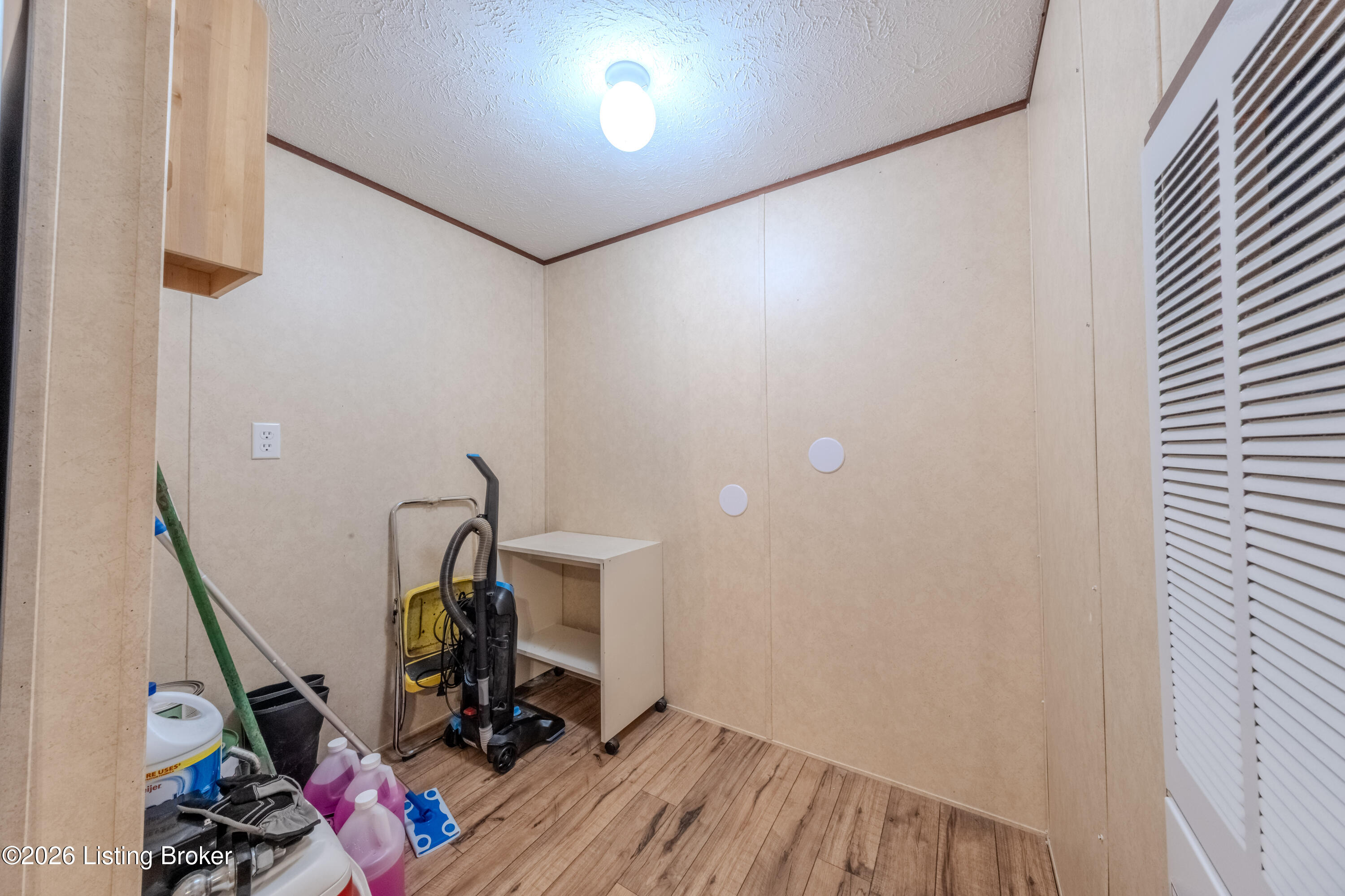 1287 Mercer Bend Rd Property Photo 17