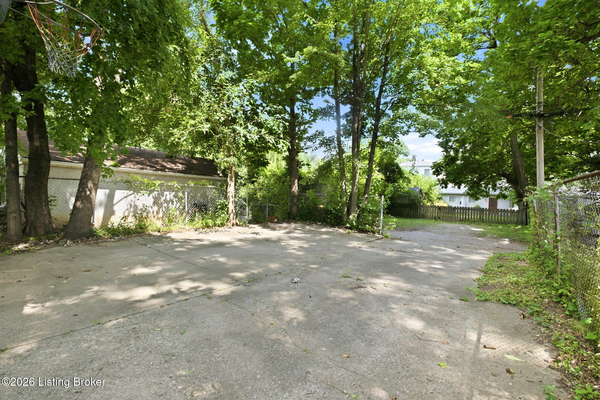 1129 Mulberry St Property Photo 14