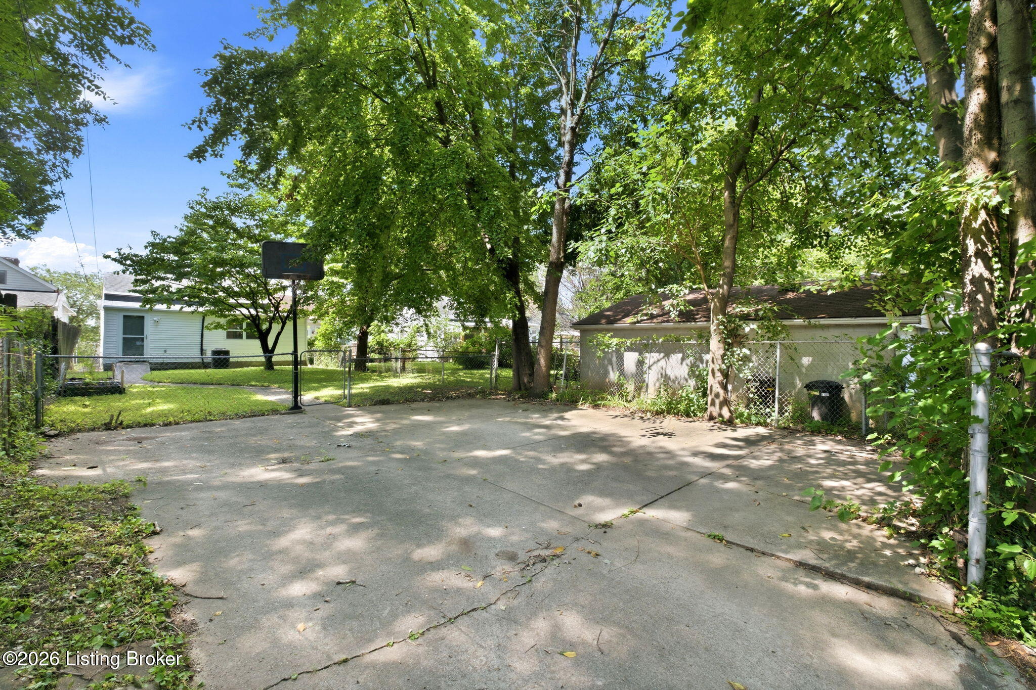 1129 Mulberry St Property Photo 15