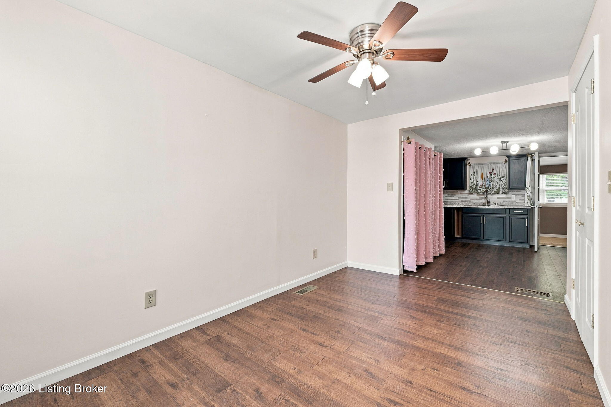 1129 Mulberry St Property Photo 27