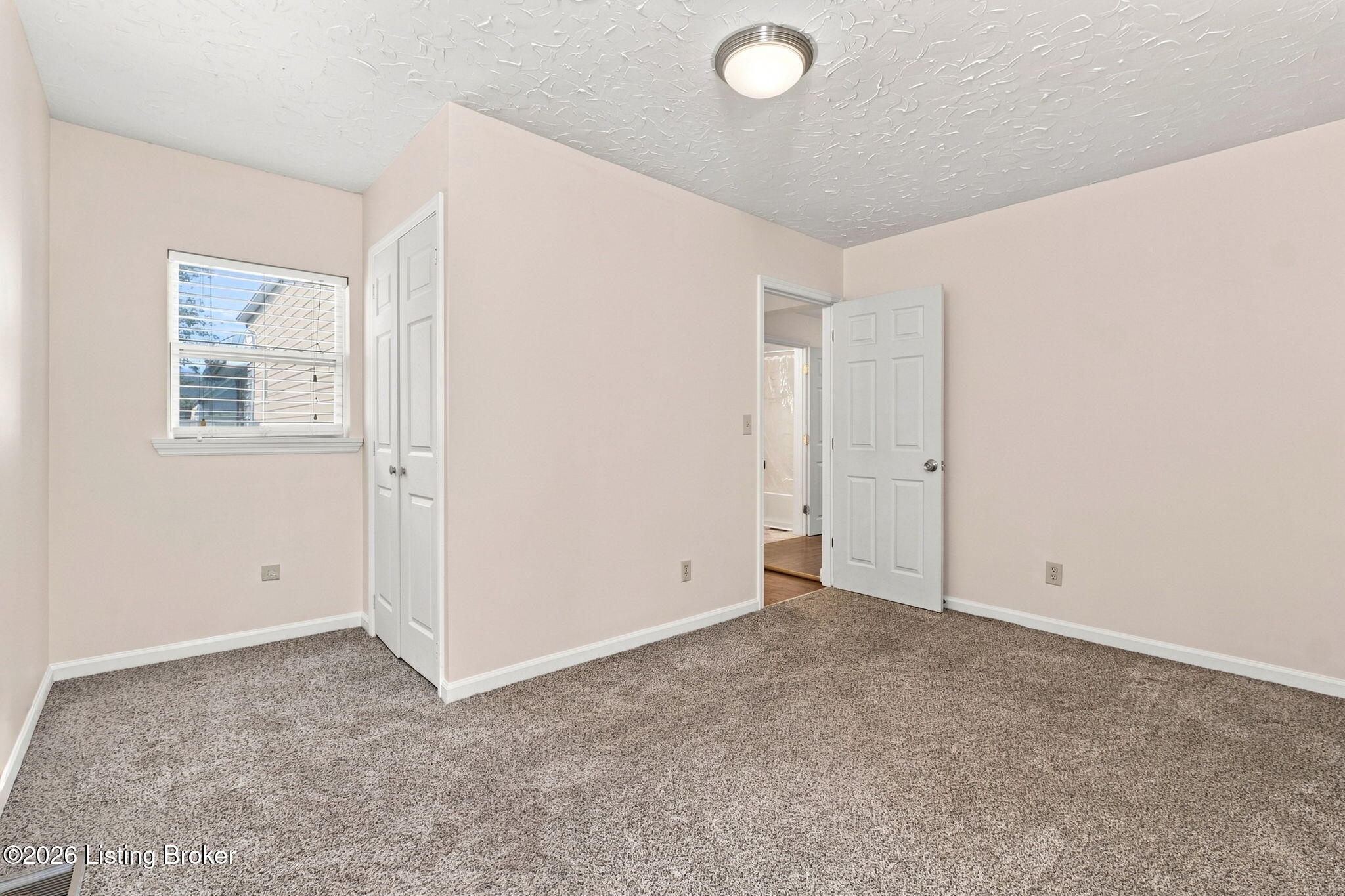 1129 Mulberry St Property Photo 35