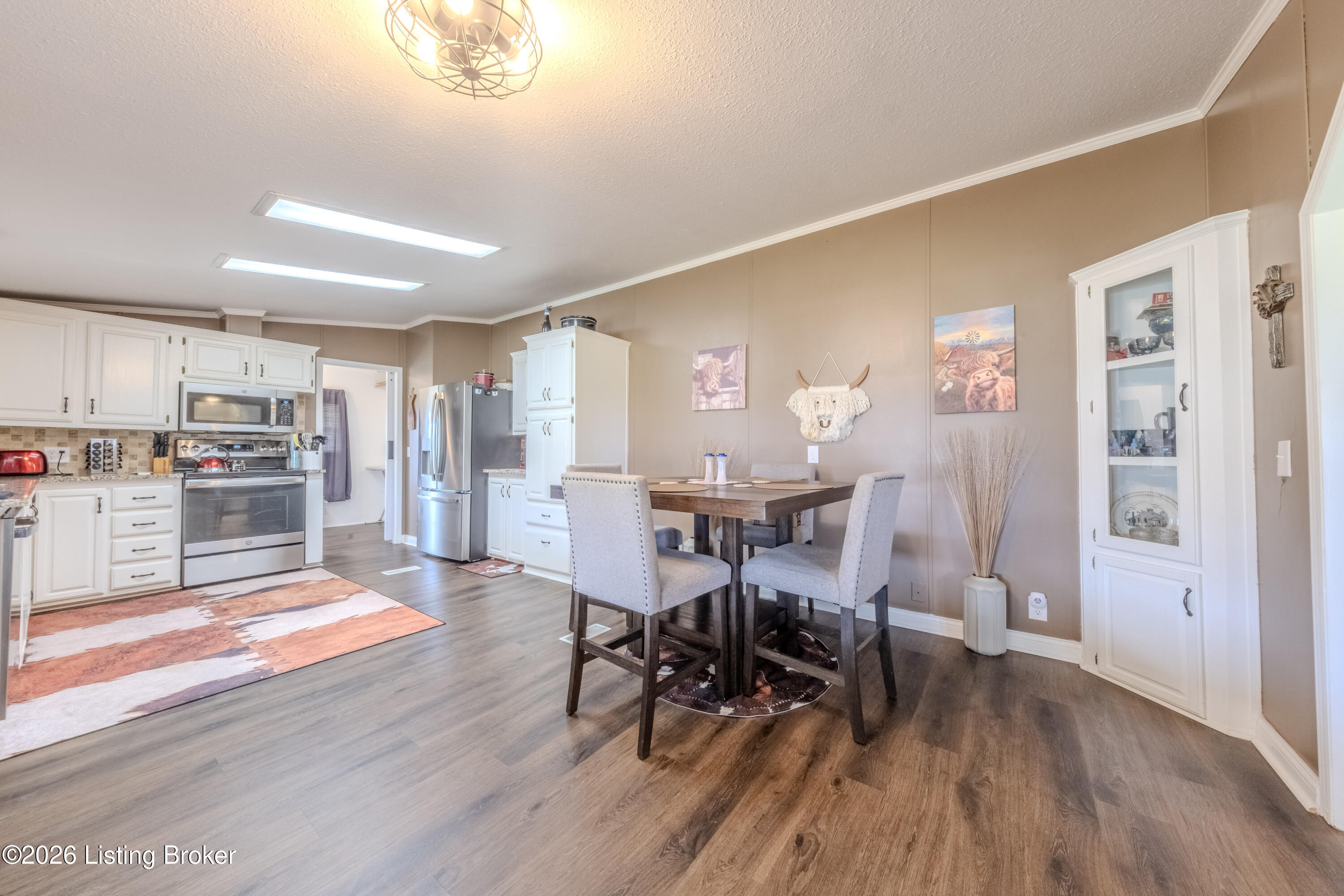 3459 S Highway 259 Property Photo 17