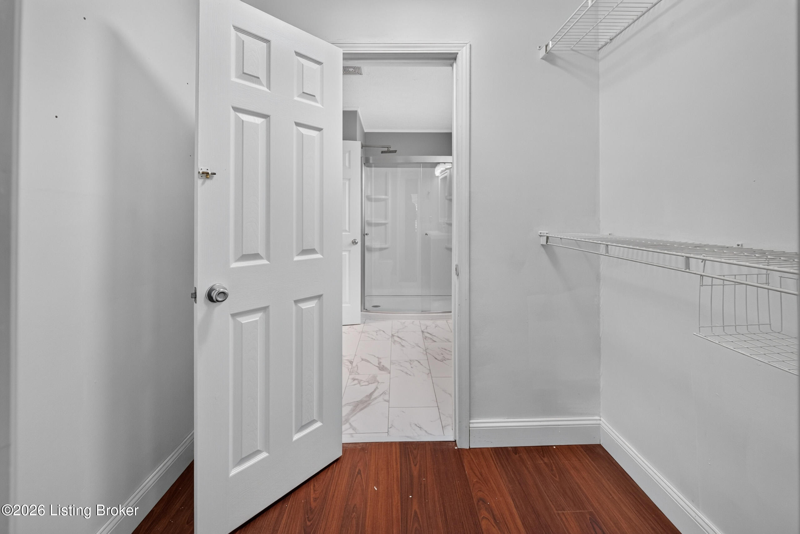 200 Scarlet Ave Property Photo 14