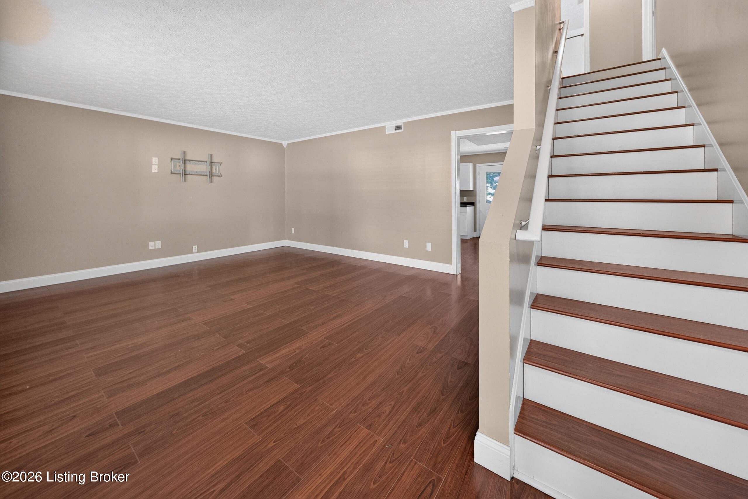 200 Scarlet Ave Property Photo 20