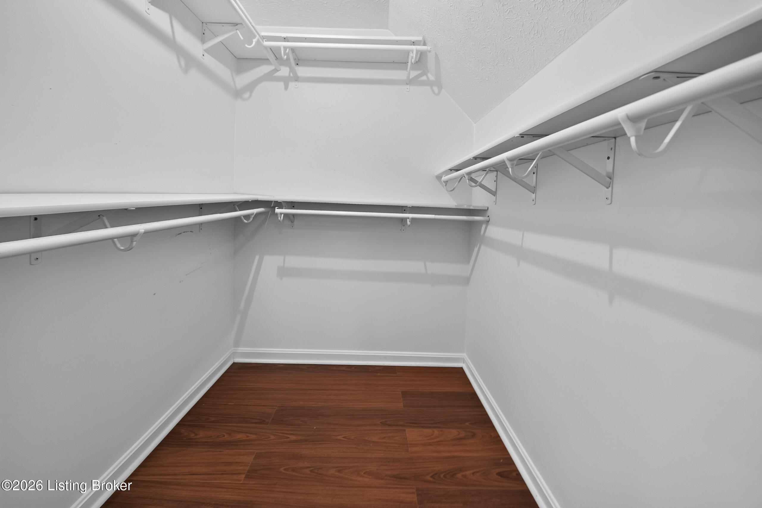 200 Scarlet Ave Property Photo 29