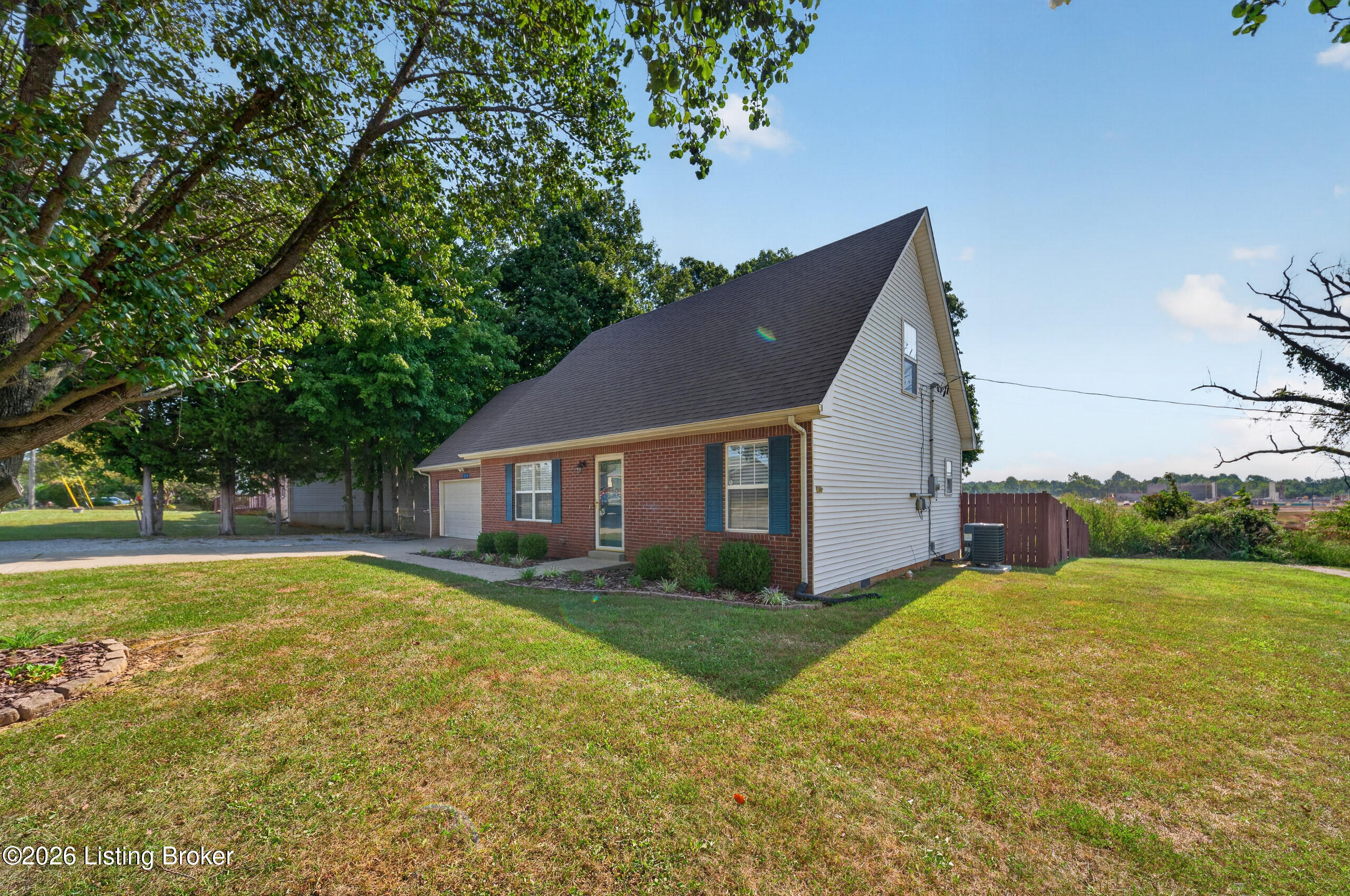200 Scarlet Ave Property Photo 34