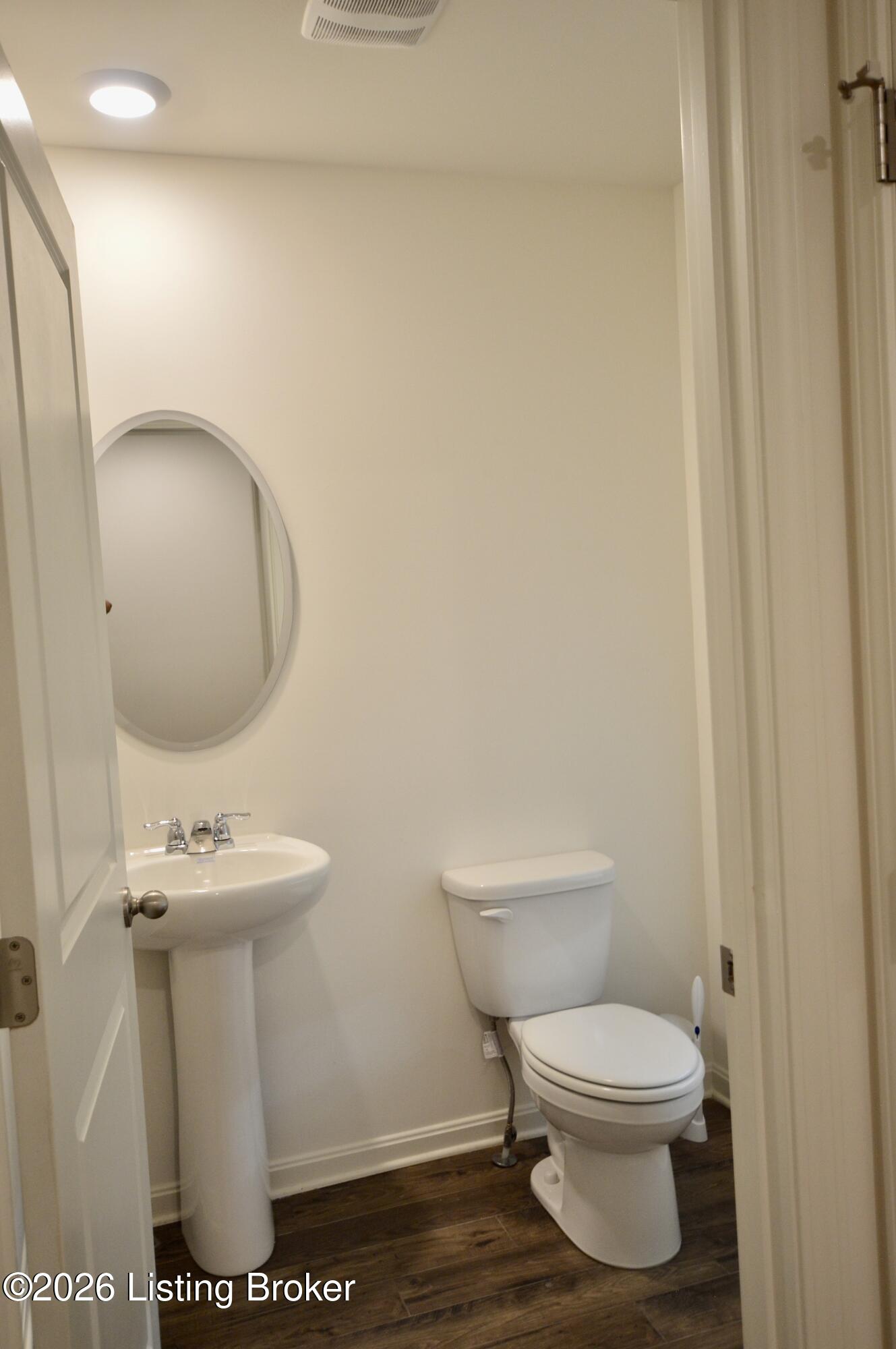 136 Coral Springs Pkwy Property Photo 11