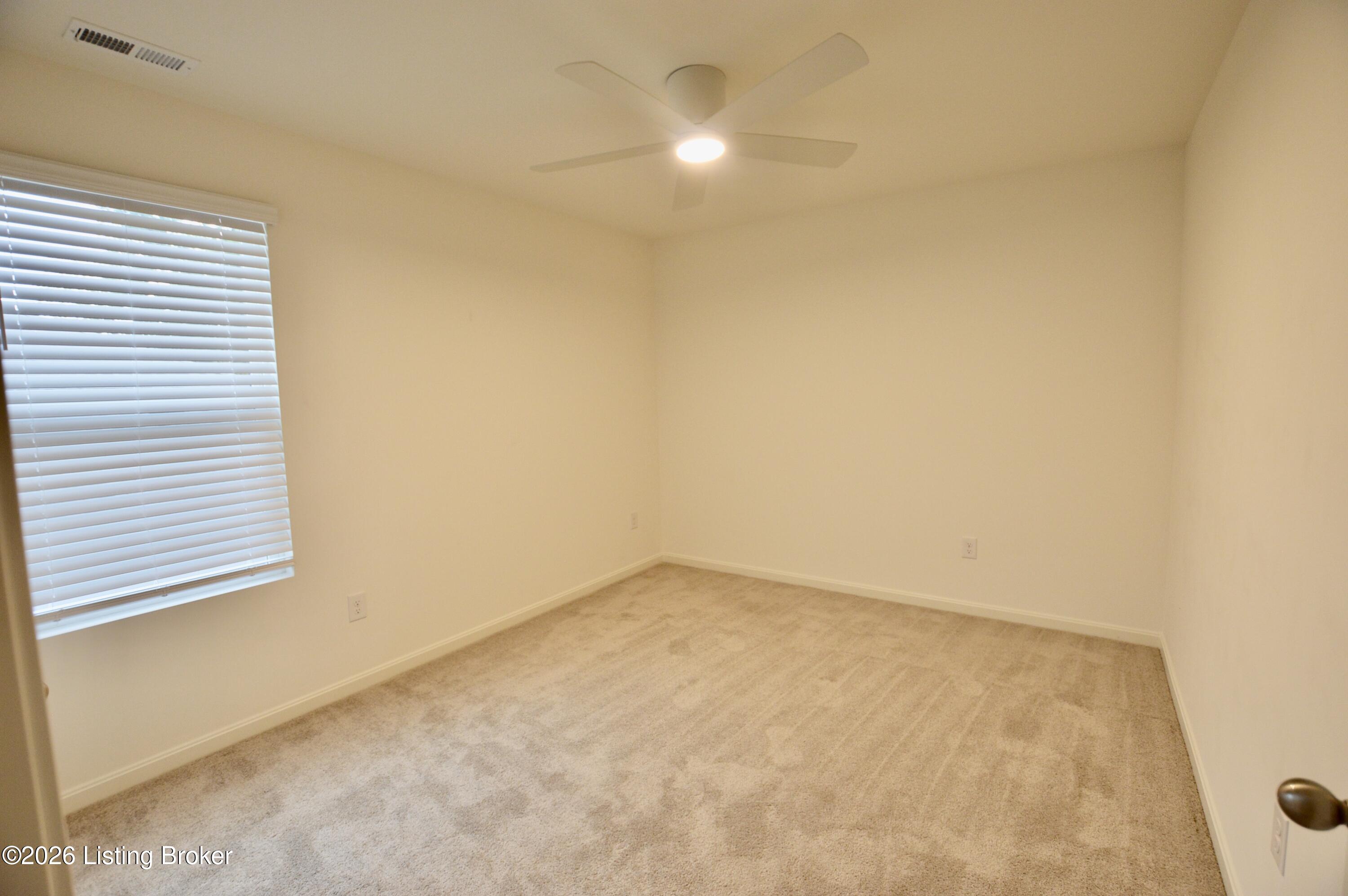 136 Coral Springs Pkwy Property Photo 21