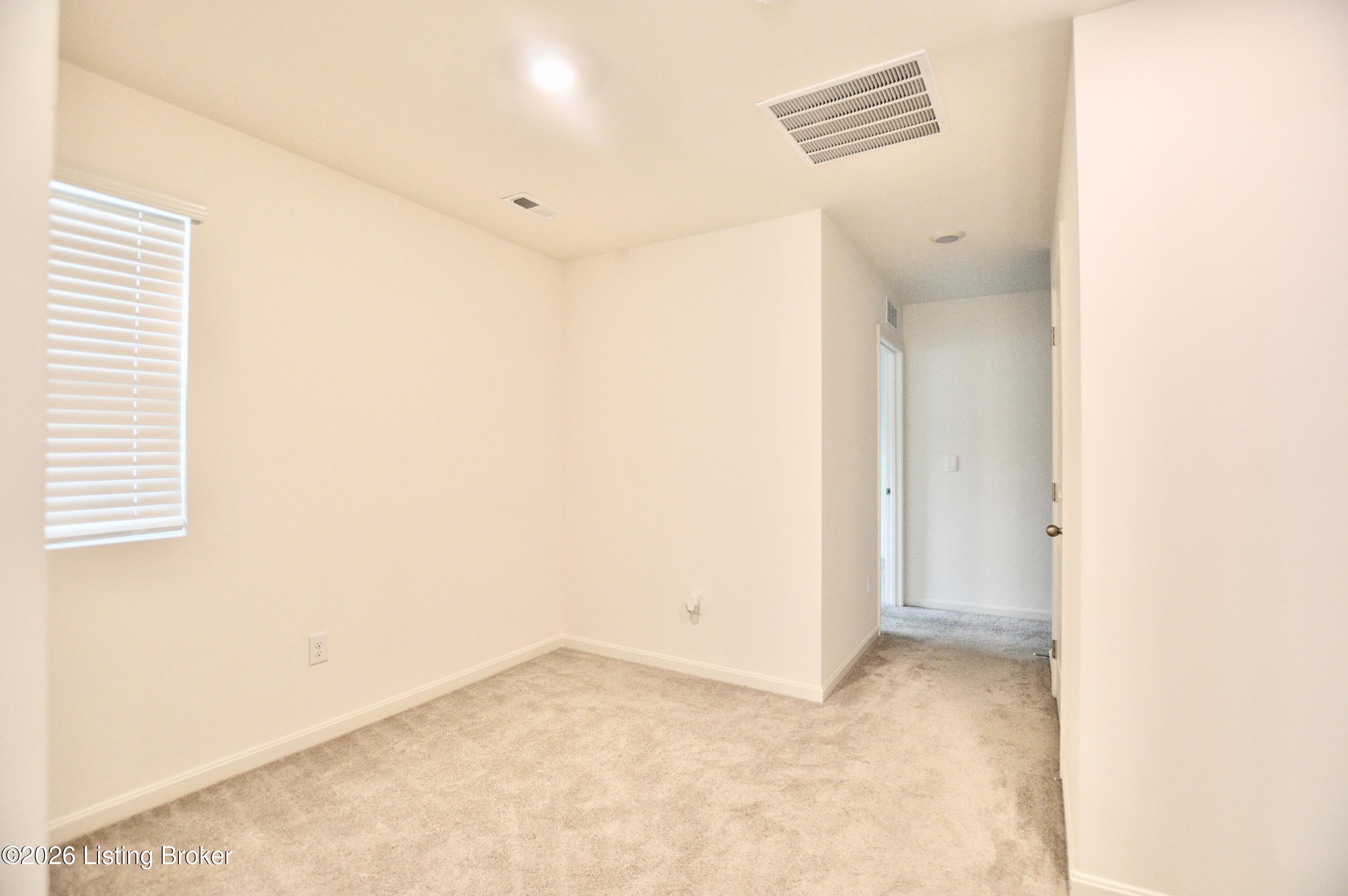 136 Coral Springs Pkwy Property Photo 27