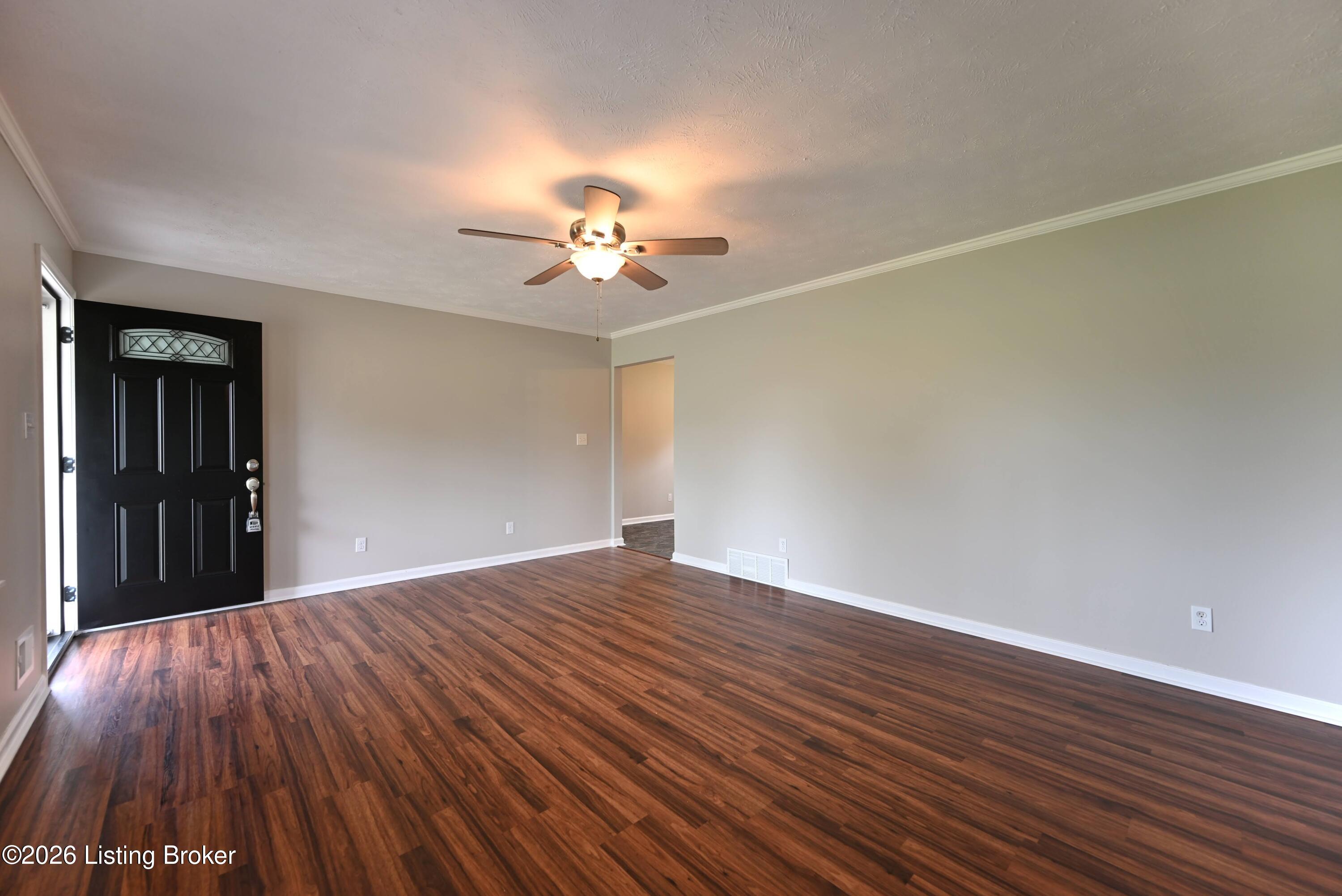 2324 Farnsley Rd Property Photo 4