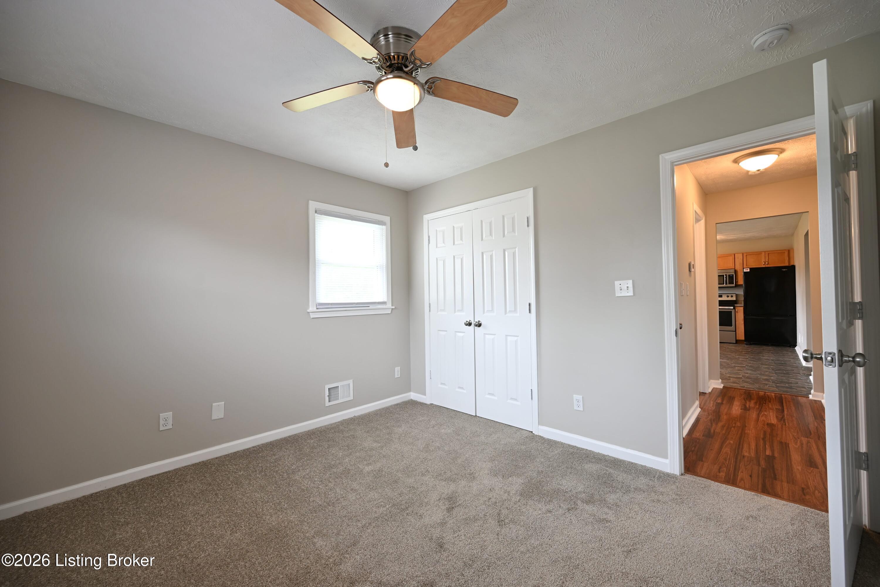 2324 Farnsley Rd Property Photo 18