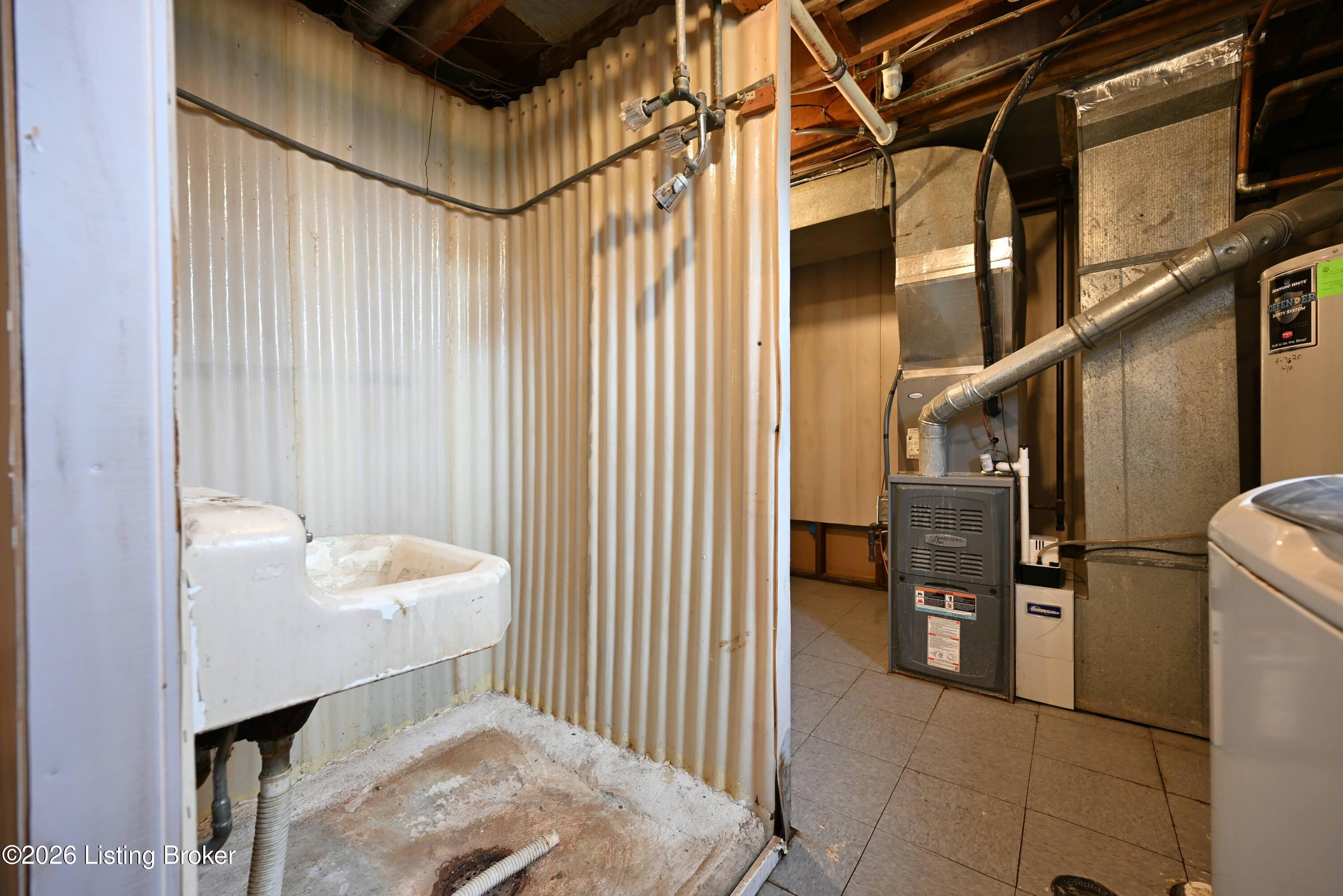 2324 Farnsley Rd Property Photo 27