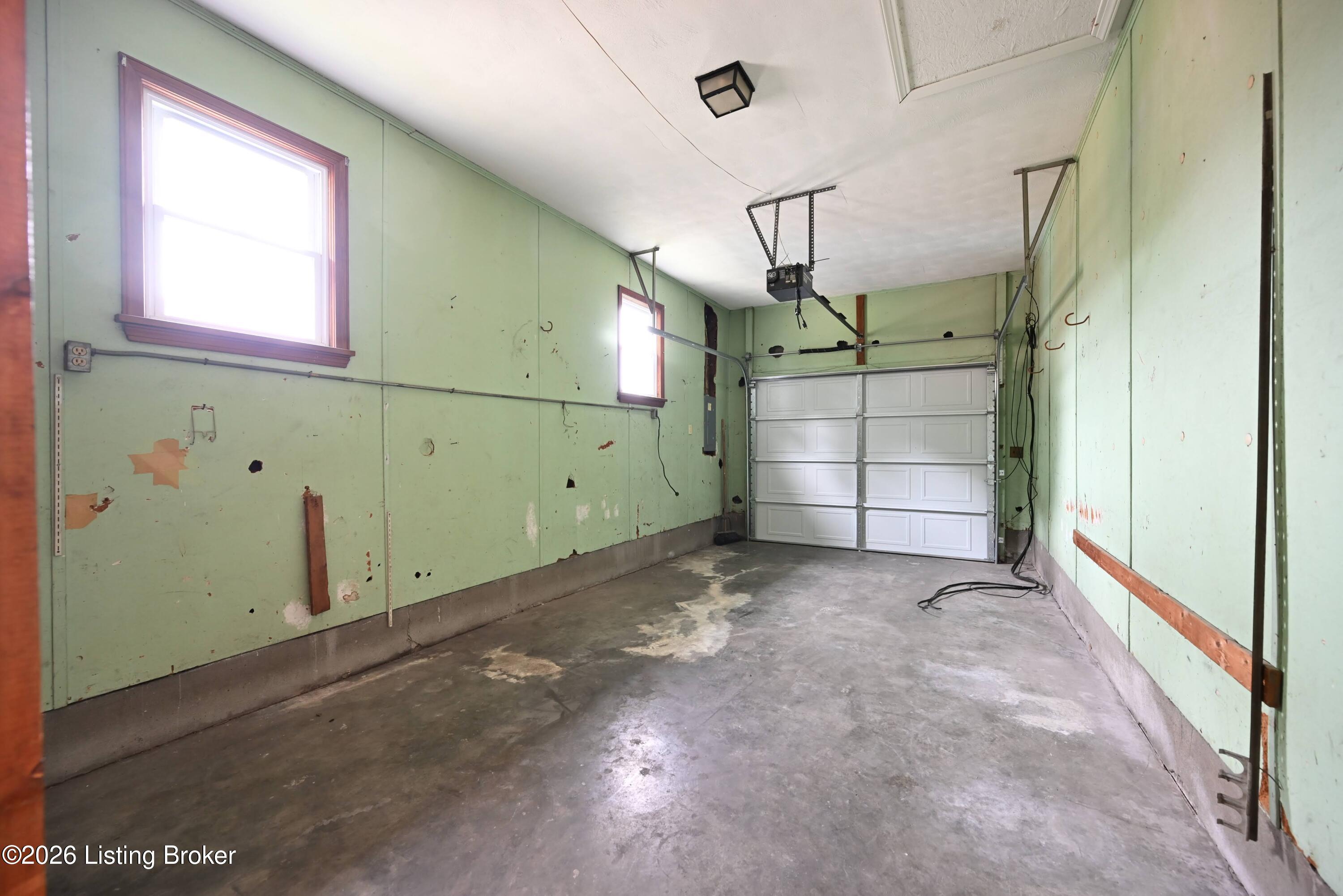 2324 Farnsley Rd Property Photo 29