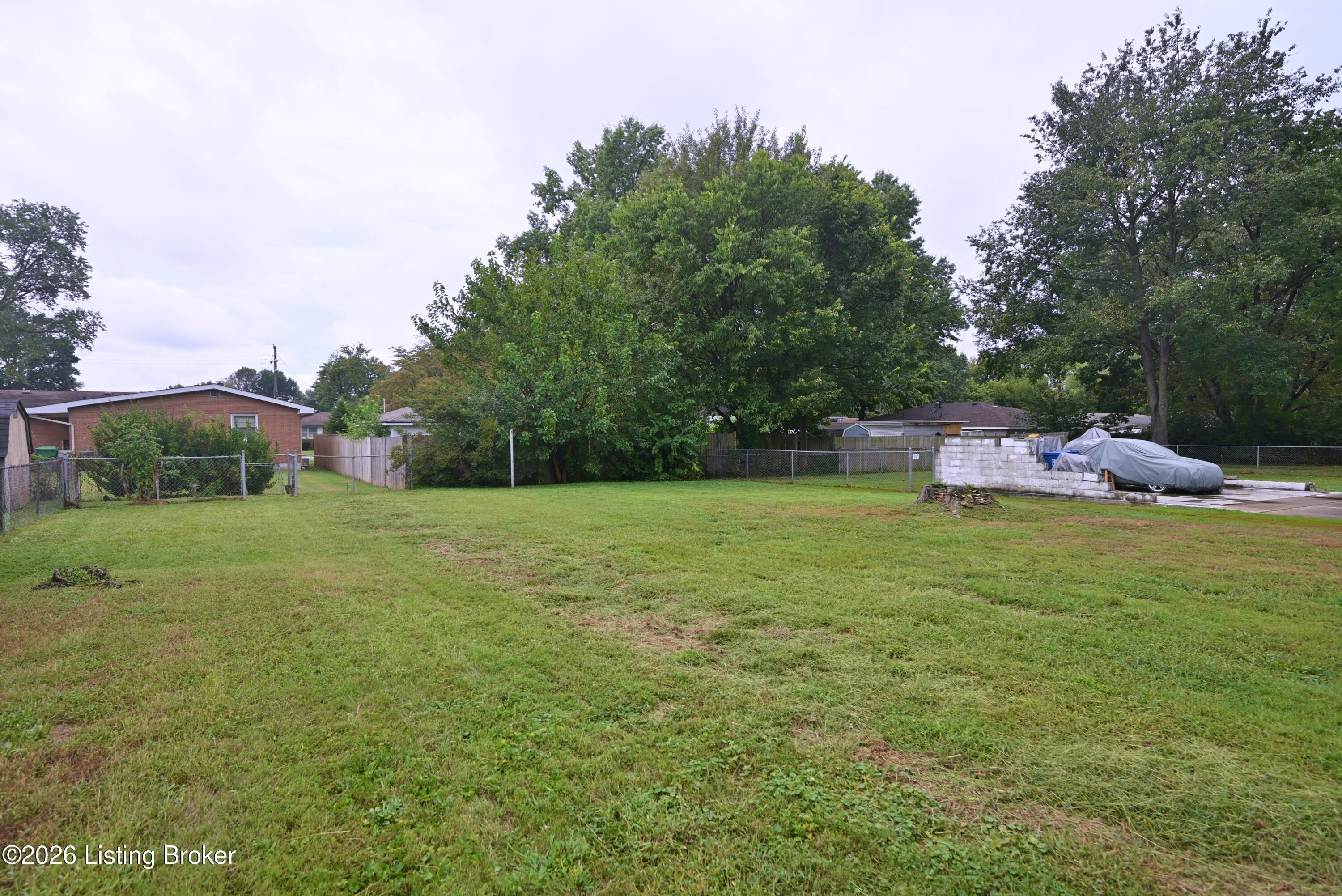 2324 Farnsley Rd Property Photo 40