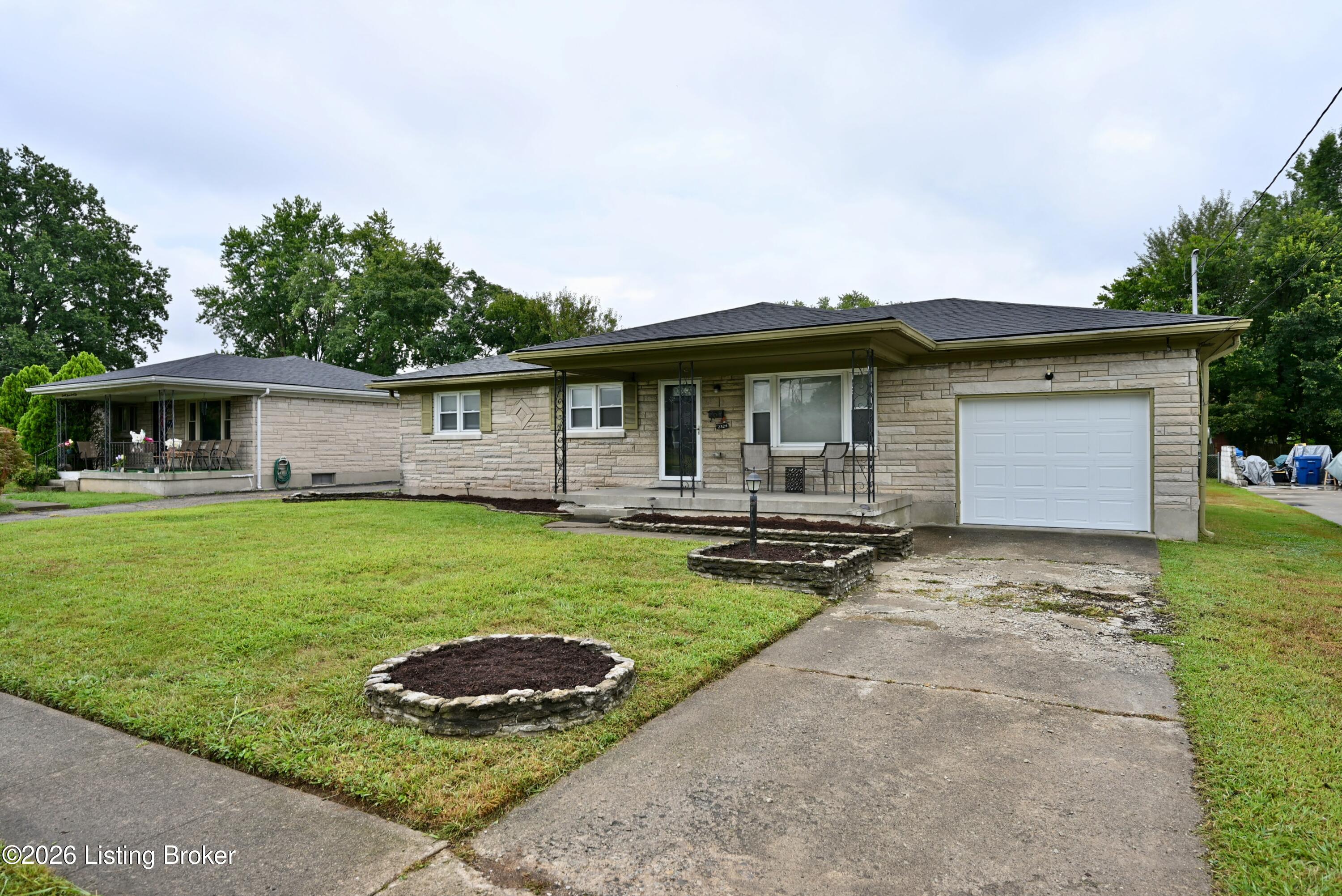 2324 Farnsley Rd Property Photo 43