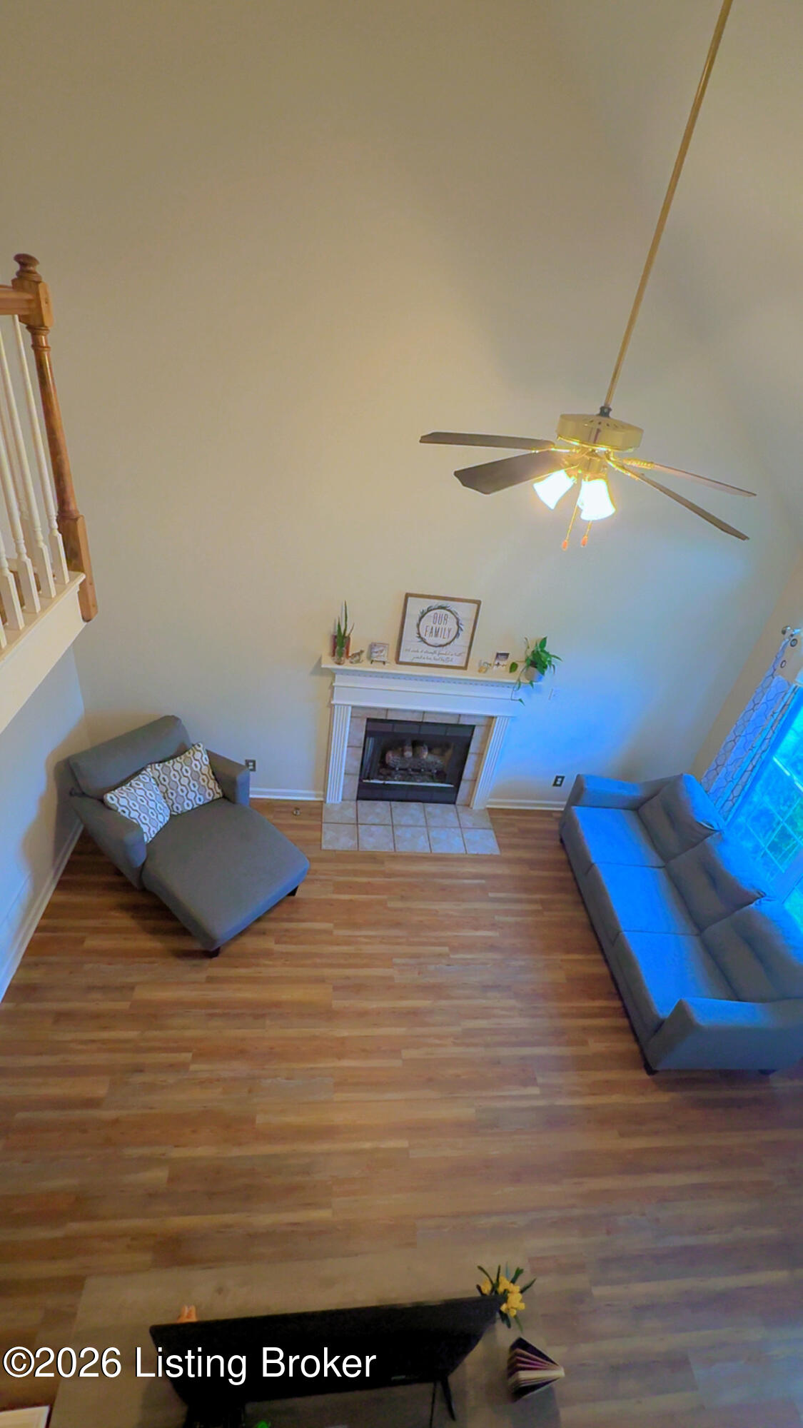 223 Woodfield Cir Property Photo 5