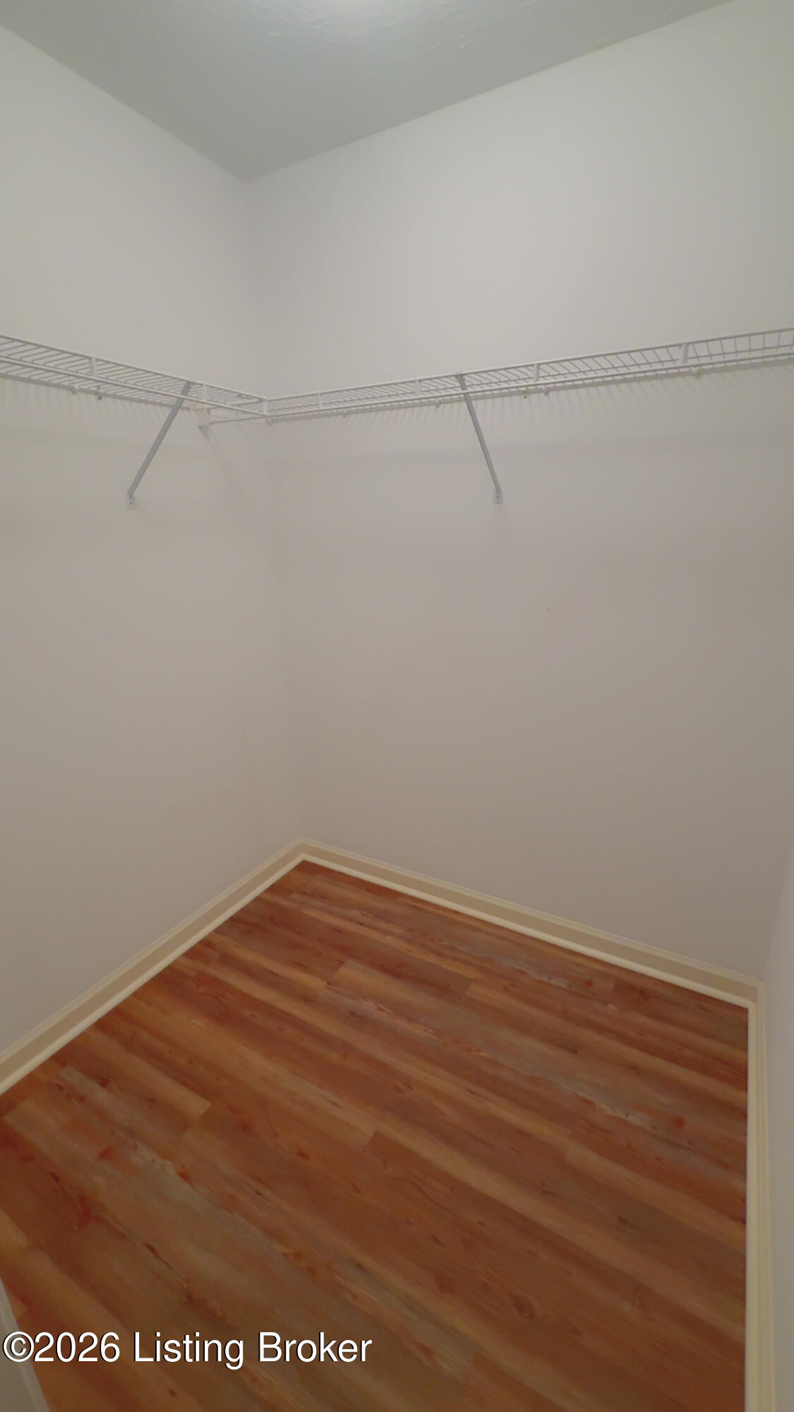 223 Woodfield Cir Property Photo 12