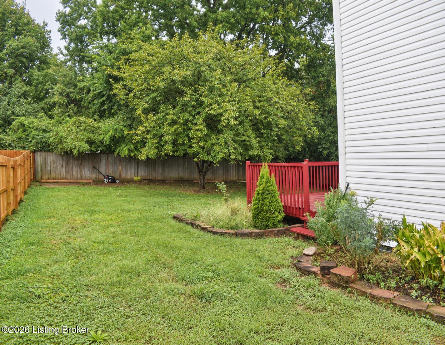 223 Woodfield Cir Property Photo 21