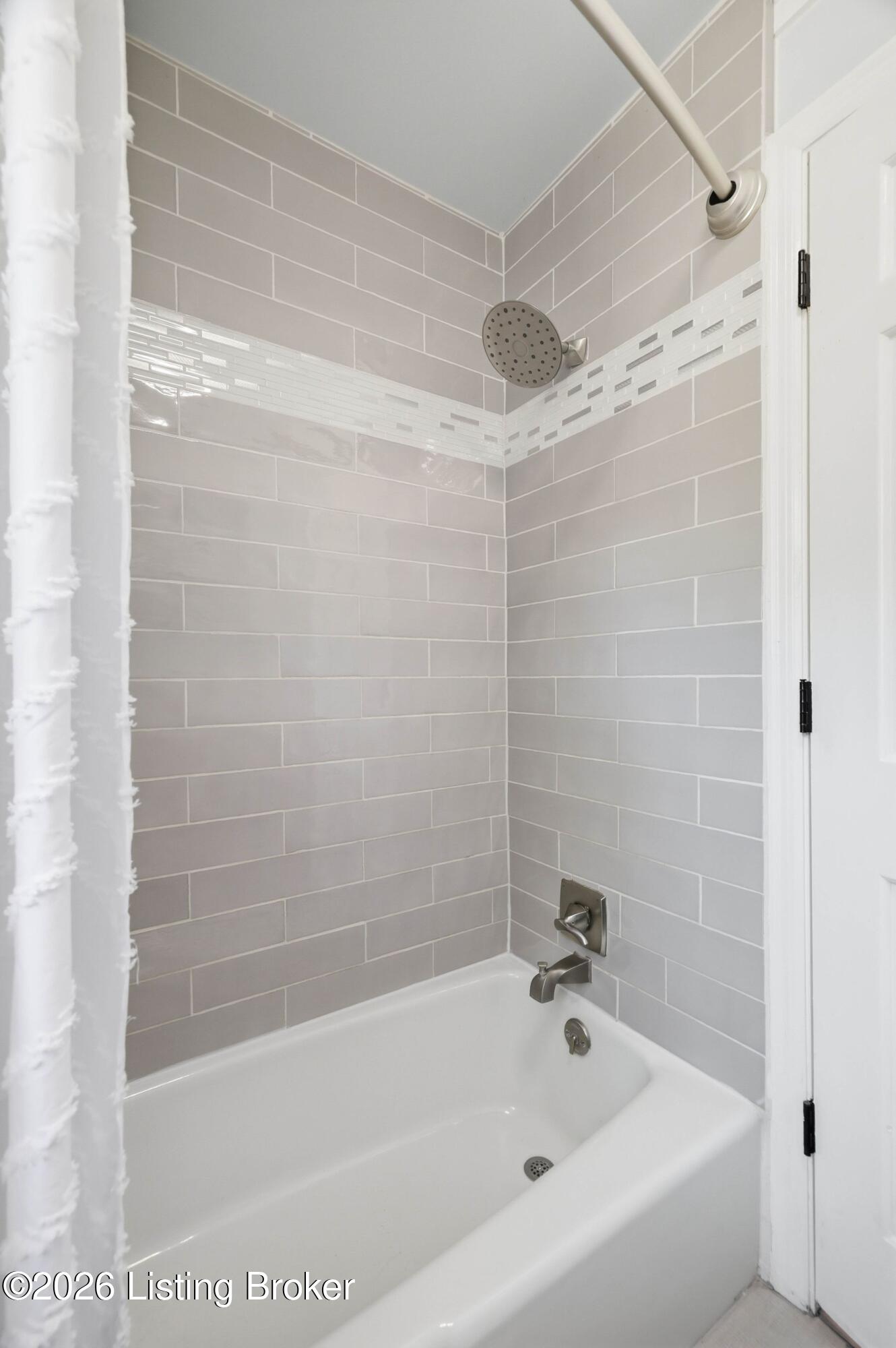 2405 Cornish Way Property Photo 49