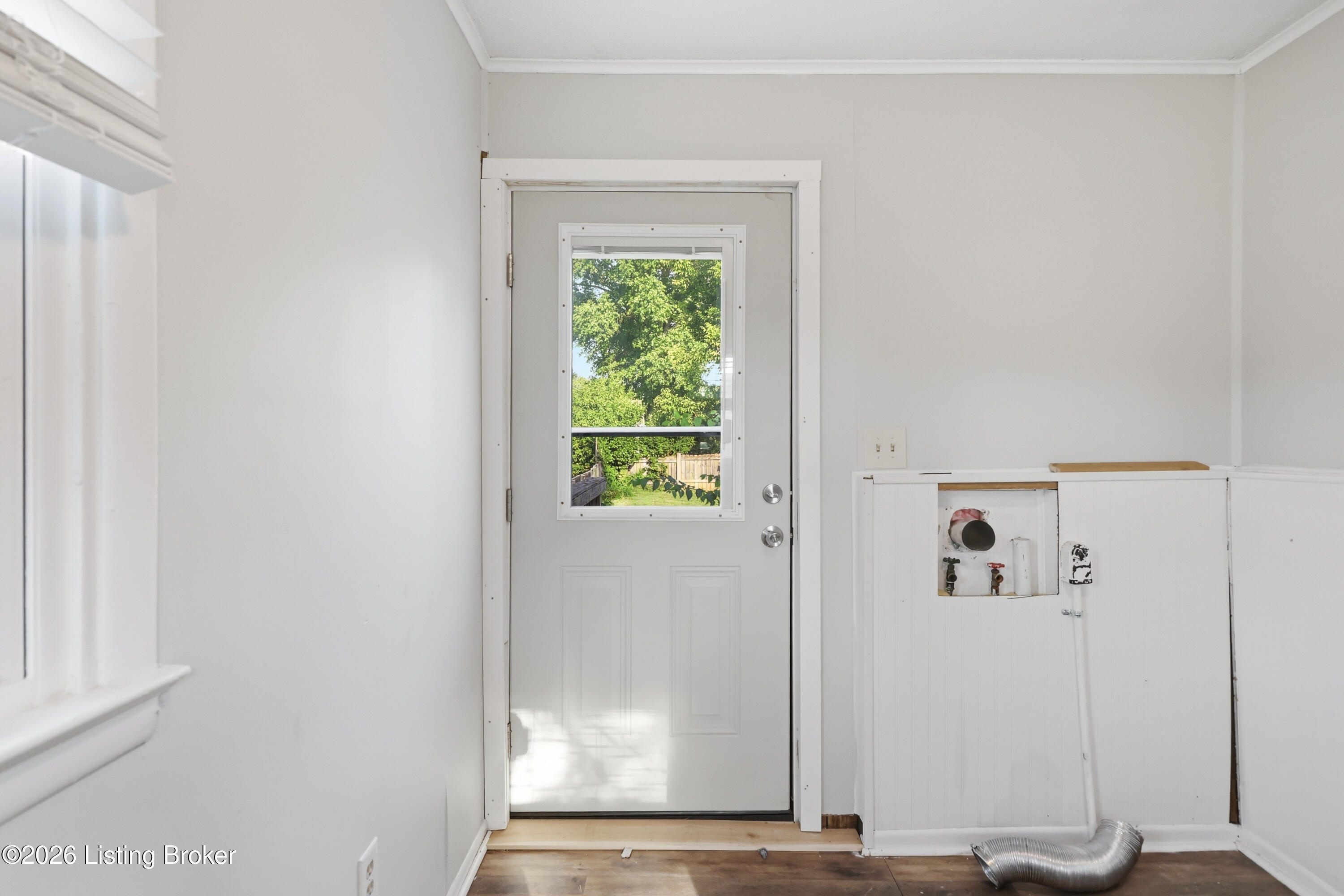 148 Eastview Cir Property Photo 24