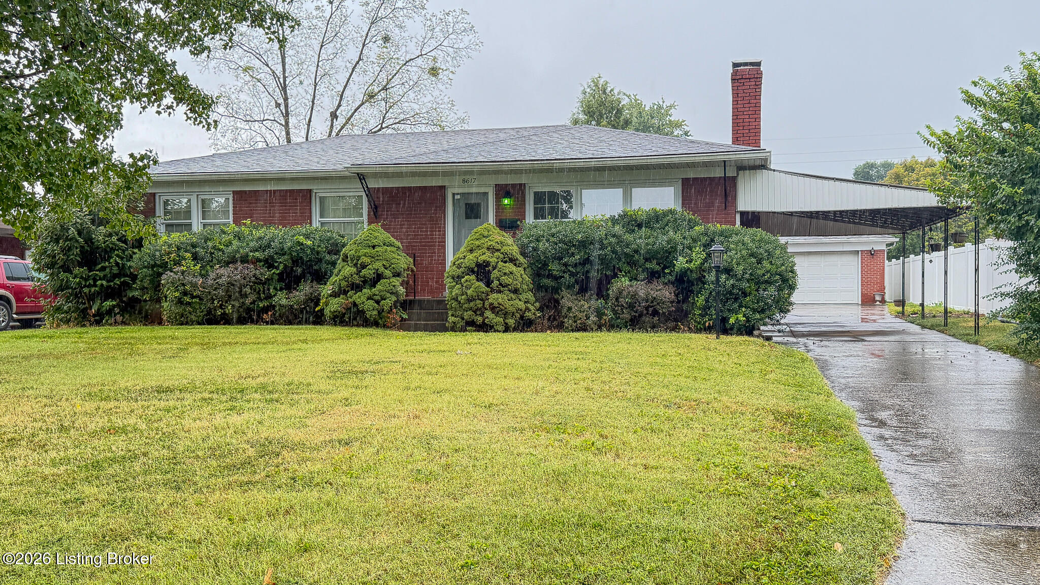 8617 Eula Rd Property Photo 2