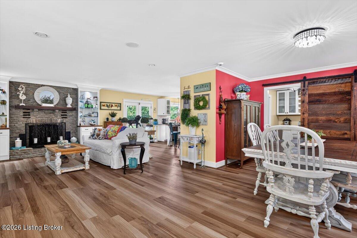 3600 New Moody Ln Property Photo 2