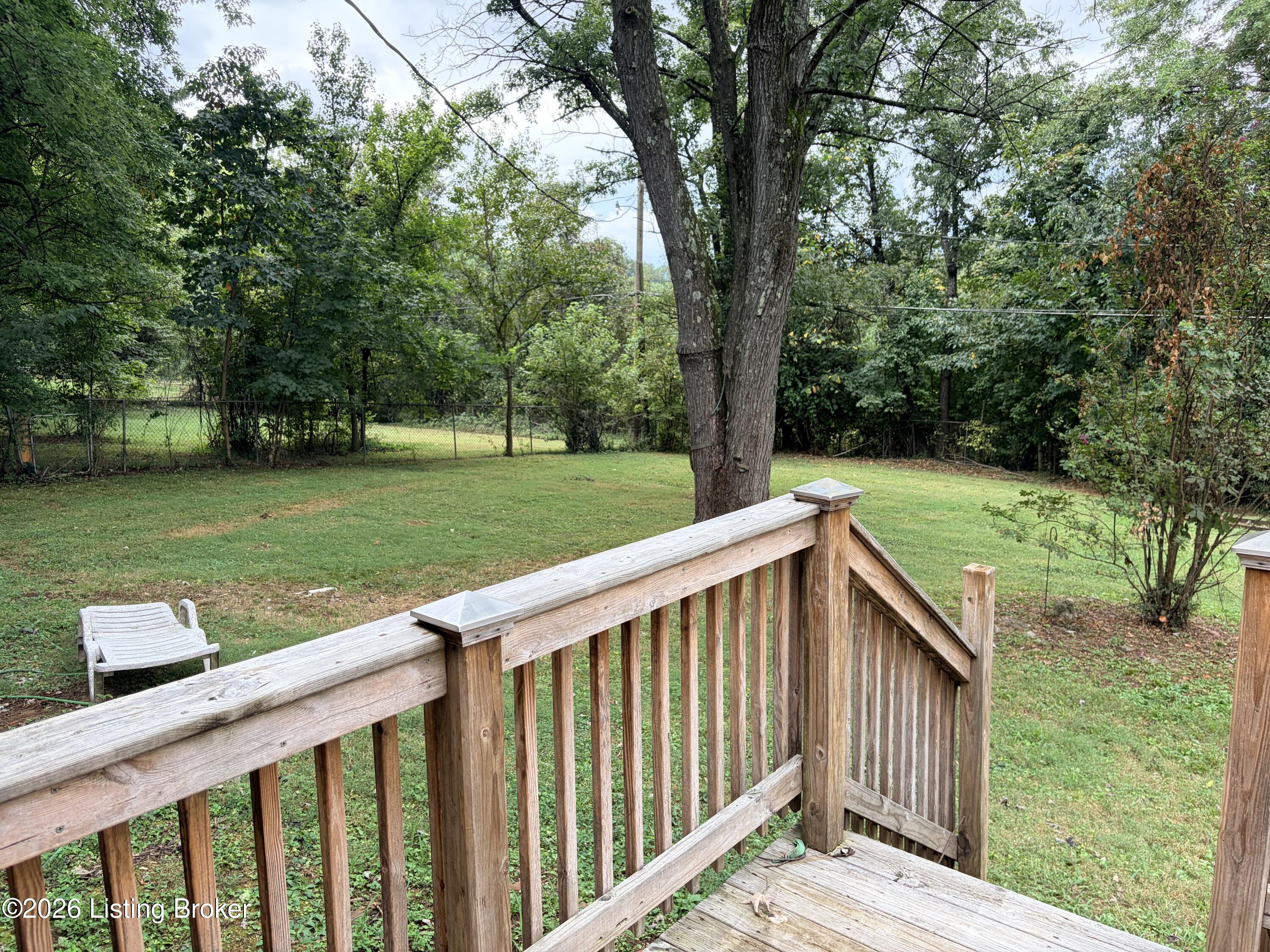 154 Sunset Dr Property Photo 13