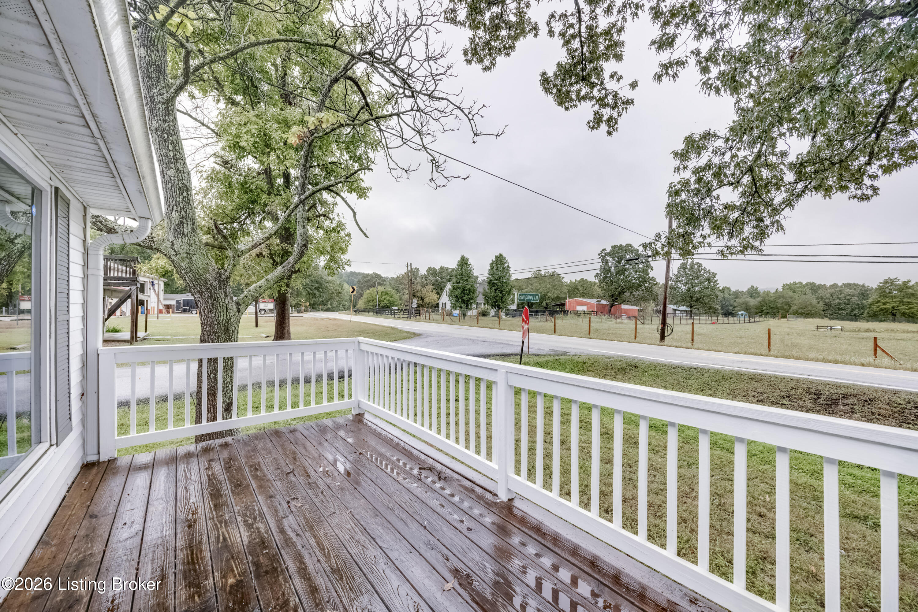 2787 Ky-44 Property Photo 4