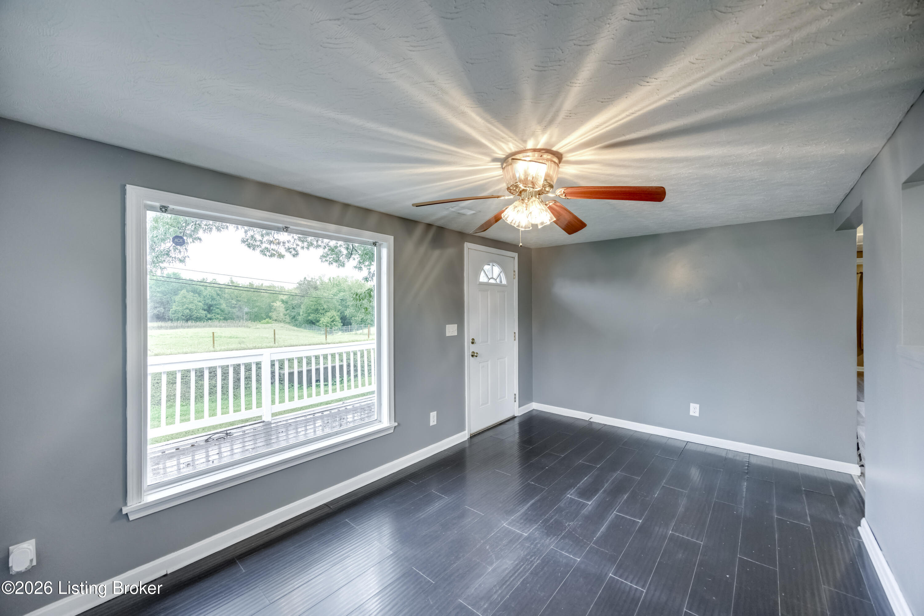 2787 Ky-44 Property Photo 8